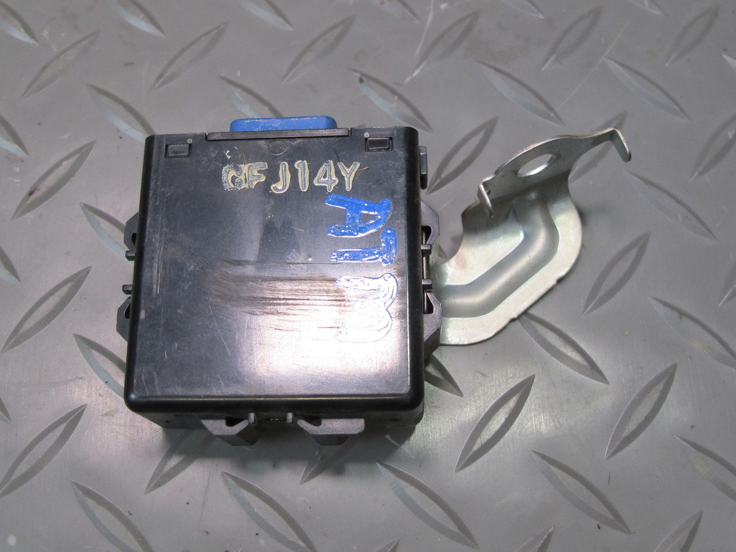 96-00 Toyota Cresta MARK2 JZX100 Power Steering Control Module 89650-22240 OEM