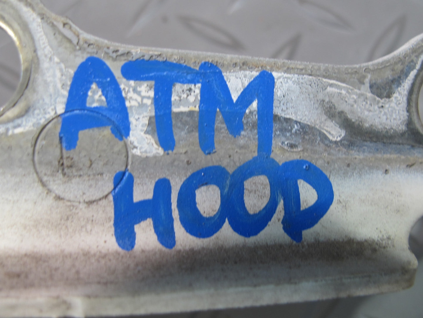 96-00 Toyota MARK2 JZX100 Set of 2 Front Left & Right Hood Hinge OEM