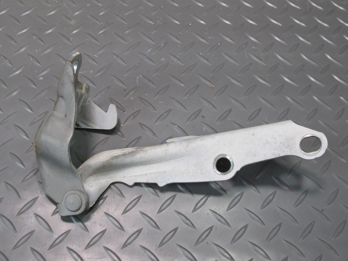 96-00 Toyota MARK2 JZX100 Set of 2 Front Left & Right Hood Hinge OEM