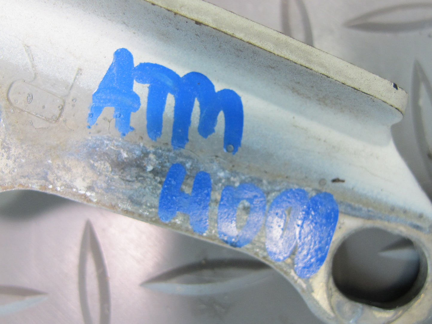 96-00 Toyota MARK2 JZX100 Set of 2 Front Left & Right Hood Hinge OEM