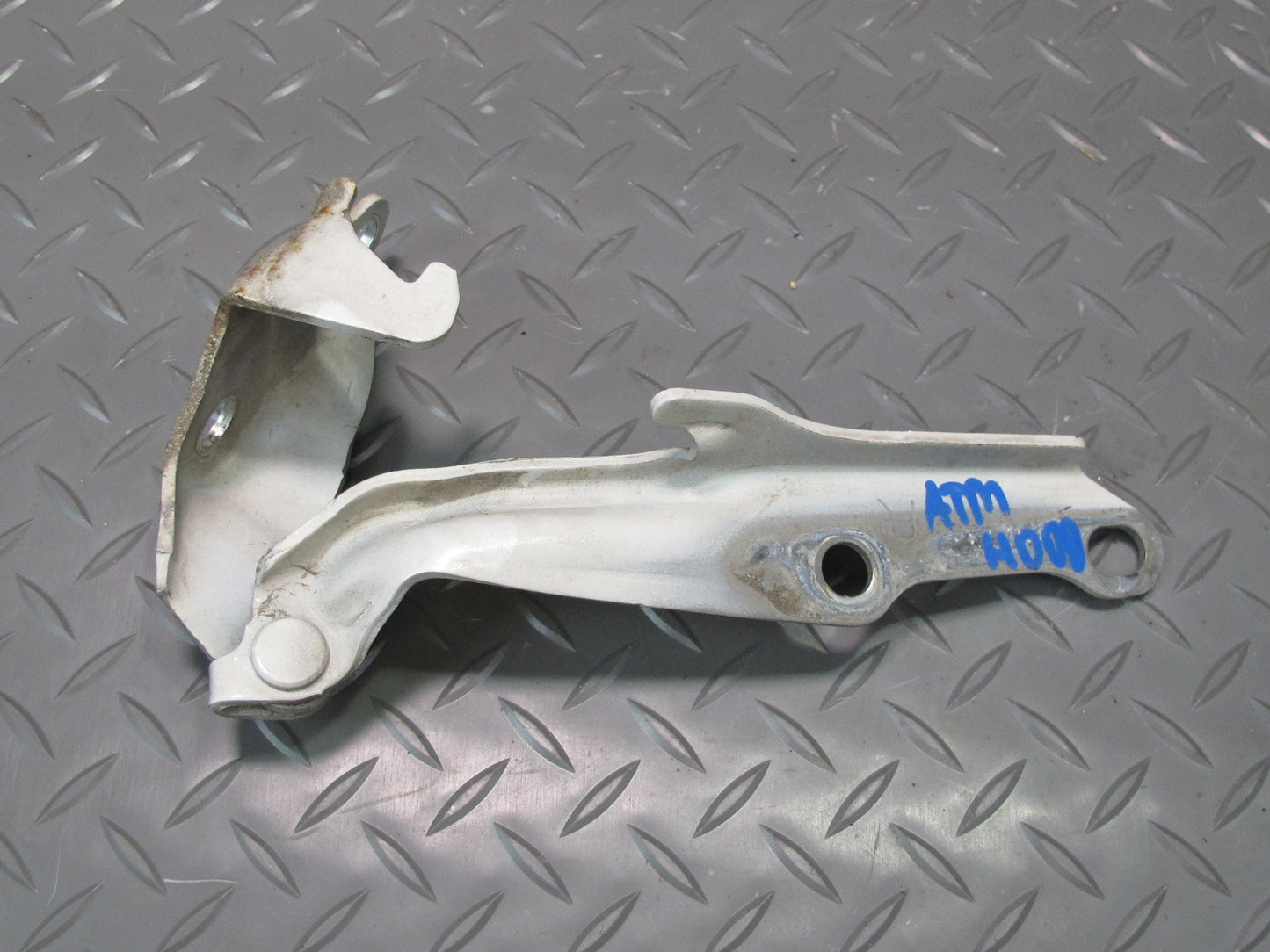 96-00 Toyota MARK2 JZX100 Set of 2 Front Left & Right Hood Hinge OEM