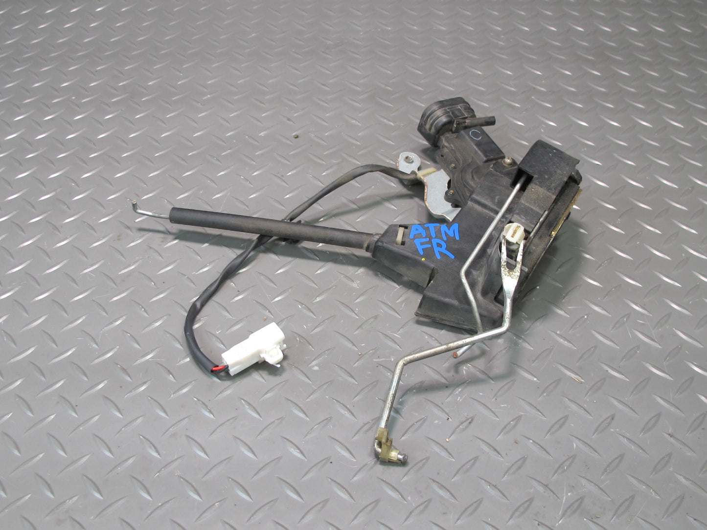 96-00 Toyota MARK2 JZX100 Tourer Front Right Door Lock Latch Actuator OEM