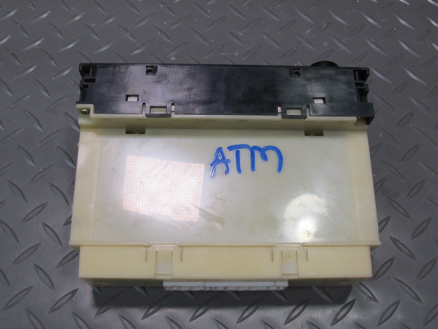 96-98 Toyota MARK2 JZX100 A/C Heater Climate Control Switch Panel OEM