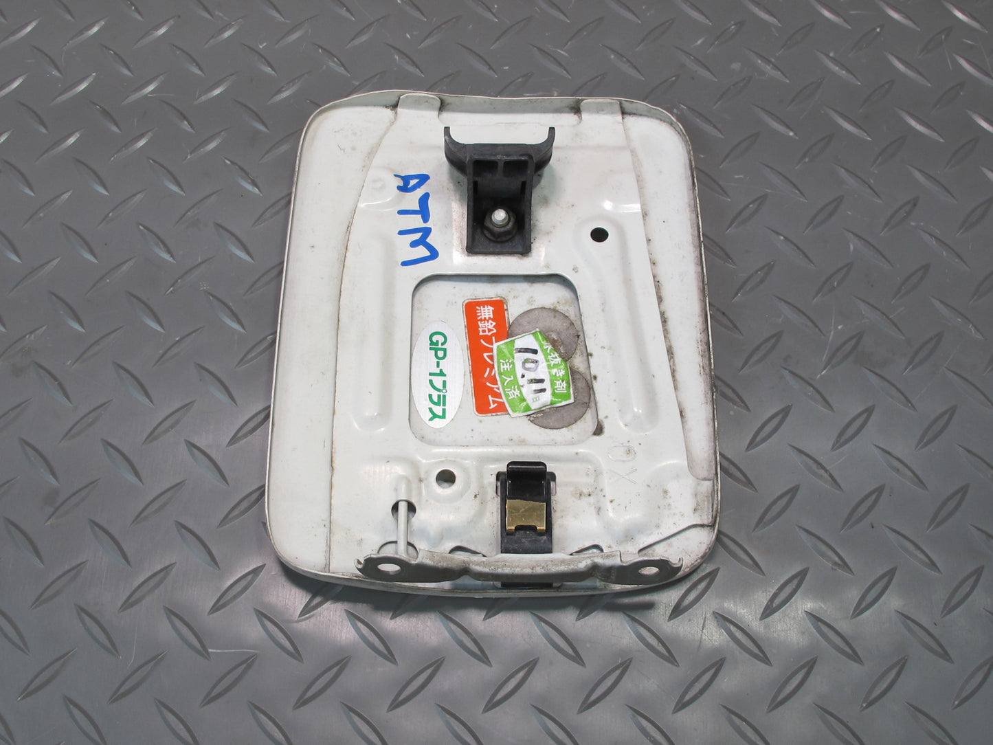 96-00 Toyota MARK2 JZX100 Tourer Fuel Tank Filler Door Lid Cover White Pearl OEM