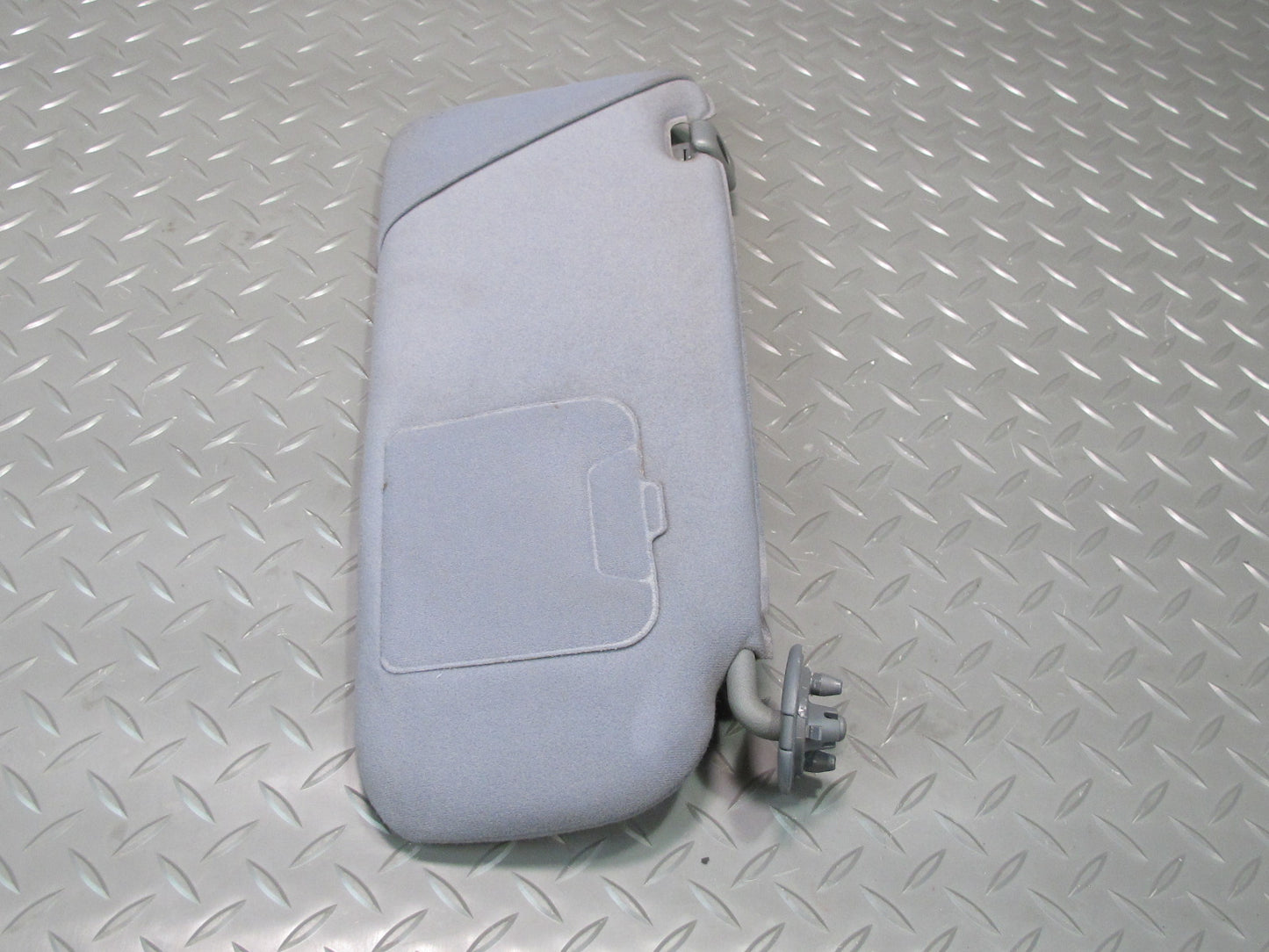 96-98 Toyota MARK2 JZX100 Tourer Set of 2 Front Left & Right Sun Visor  OEM