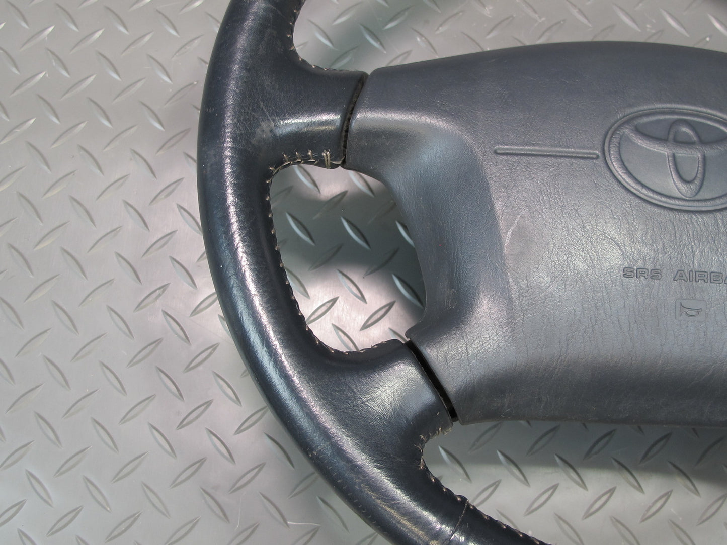 96-00 TOYOTA CHASER MARK 2 JZX100 FRONT LEFT DRIVER SIDE STEERING WHEEL W/ SRS AIRBAG OEM