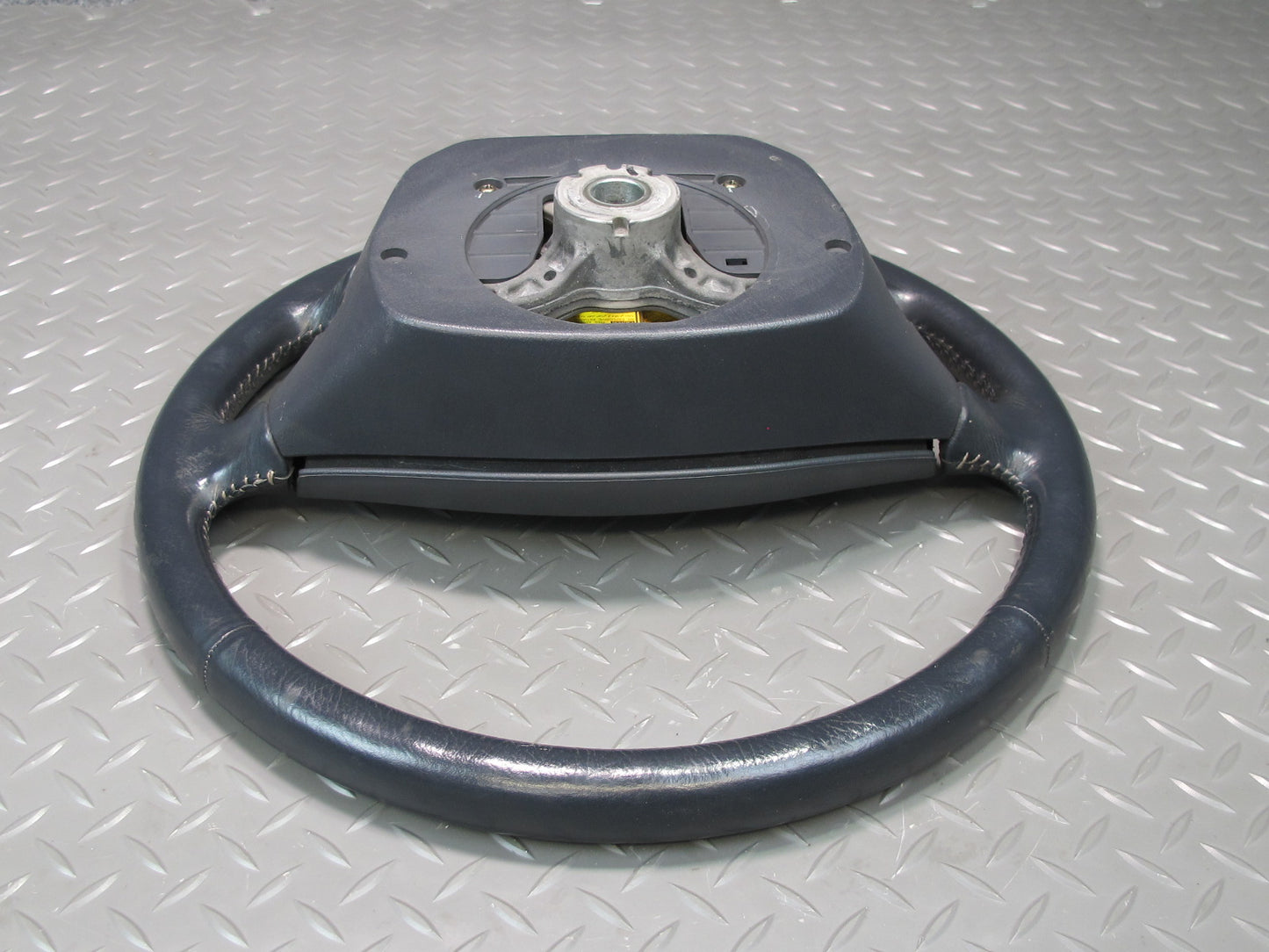 96-00 TOYOTA CHASER MARK 2 JZX100 FRONT LEFT DRIVER SIDE STEERING WHEEL W/ SRS AIRBAG OEM