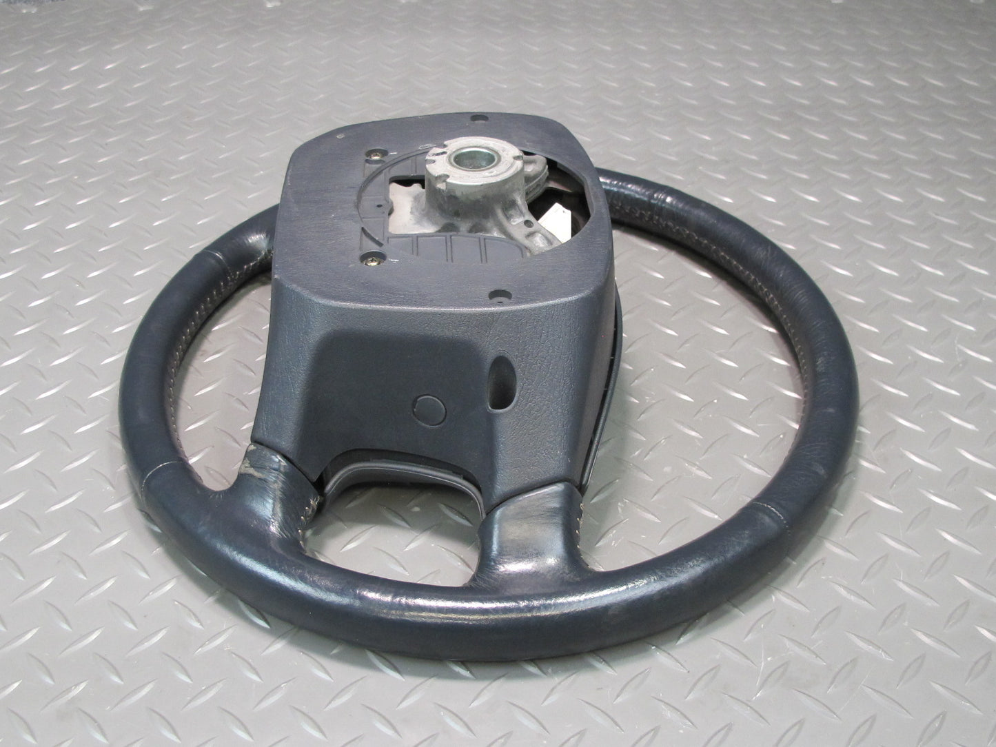 96-00 TOYOTA CHASER MARK 2 JZX100 FRONT LEFT DRIVER SIDE STEERING WHEEL W/ SRS AIRBAG OEM