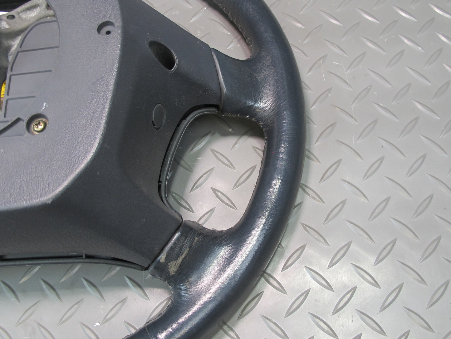 96-00 TOYOTA CHASER MARK 2 JZX100 FRONT LEFT DRIVER SIDE STEERING WHEEL W/ SRS AIRBAG OEM