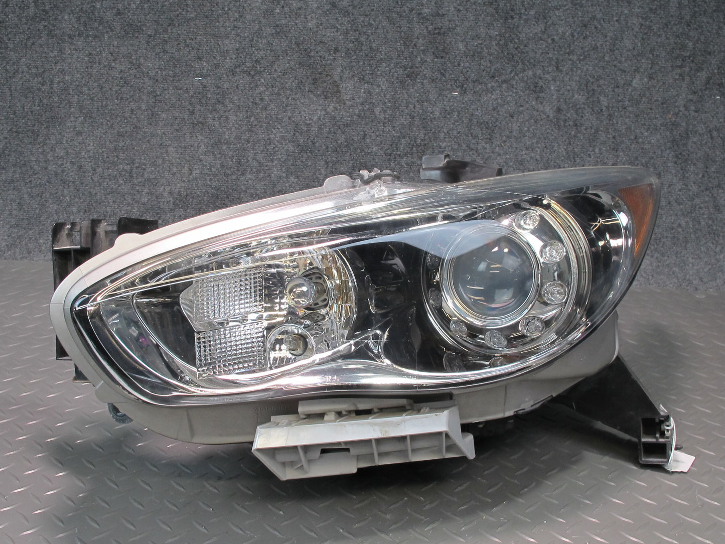 2013-2015 Infiniti JX35 QX60 Front Left & Right Xenon HID Headlight Lamp Set