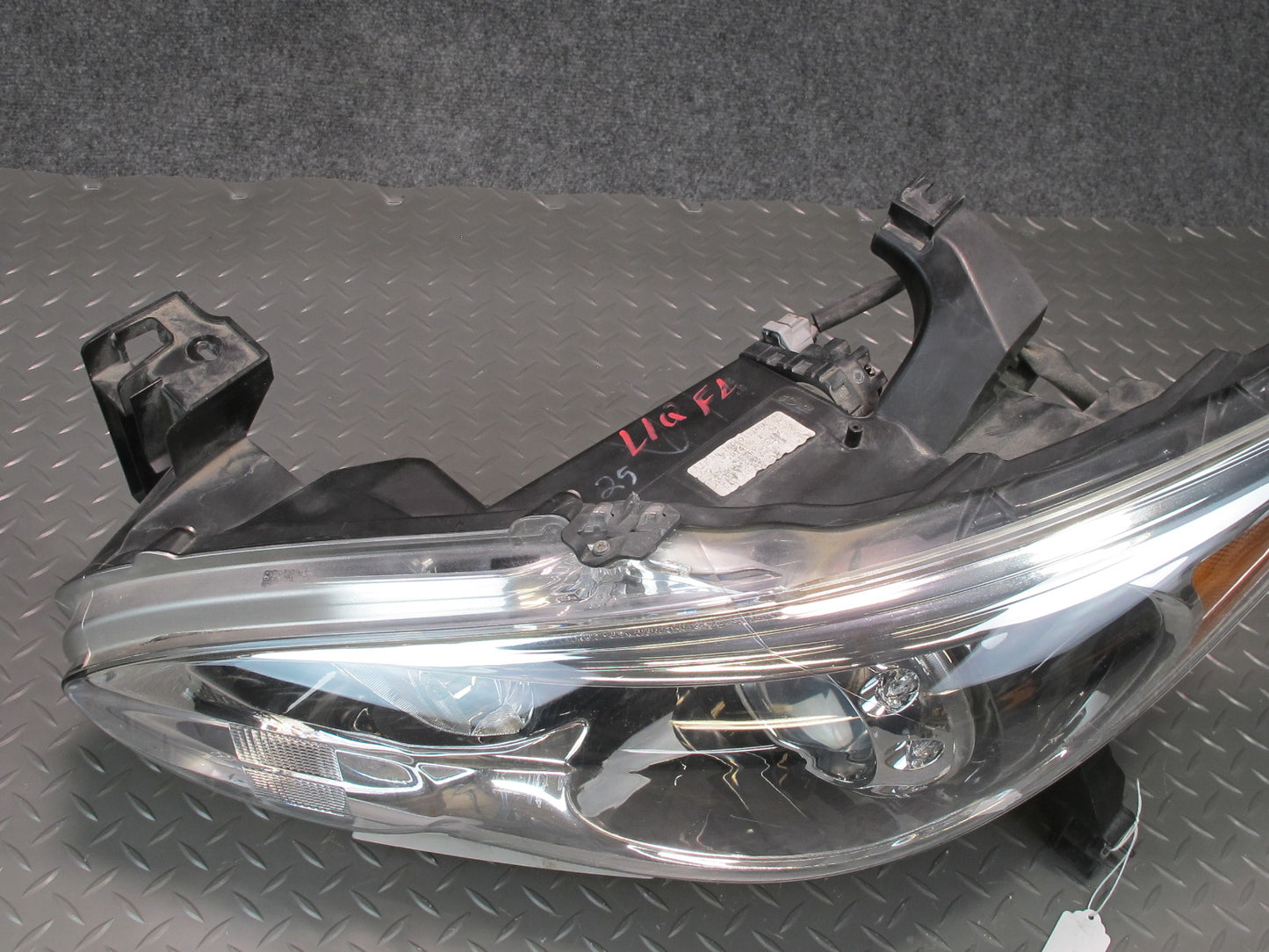 2013-2015 Infiniti JX35 QX60 Front Left & Right Xenon HID Headlight Lamp Set