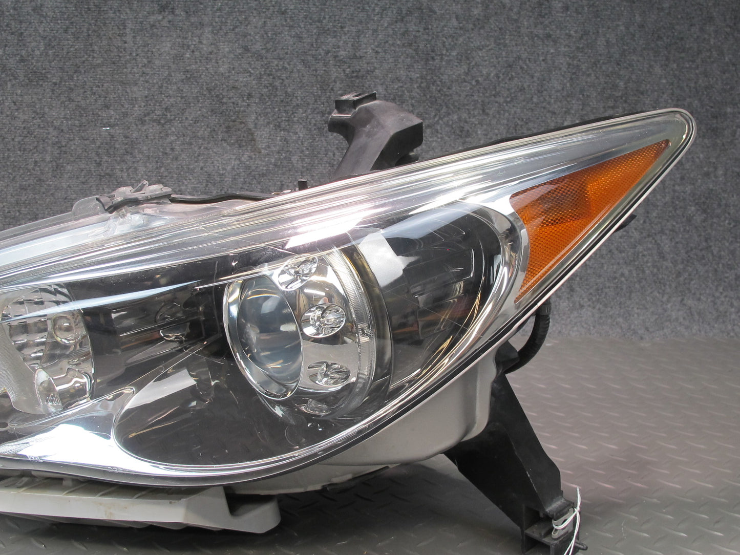 2013-2015 Infiniti JX35 QX60 Front Left & Right Xenon HID Headlight Lamp Set