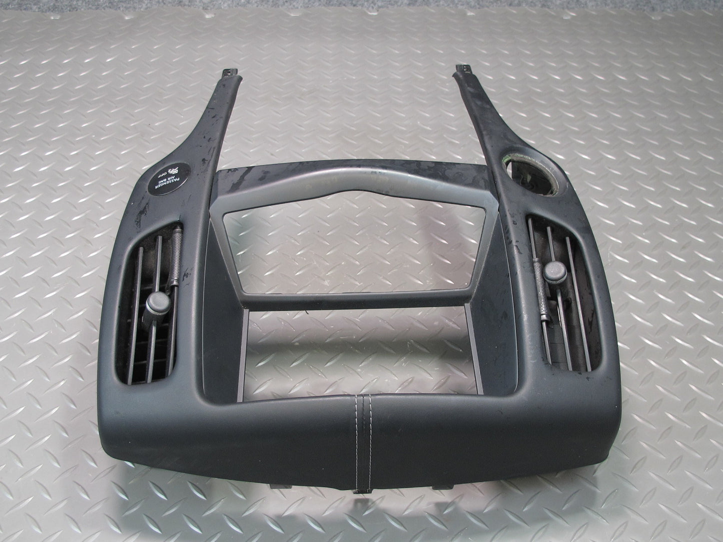 09-20 Nissan Z34 370Z Dash Center Air Vent Radio Screen Trim Bezel w Navi OEM