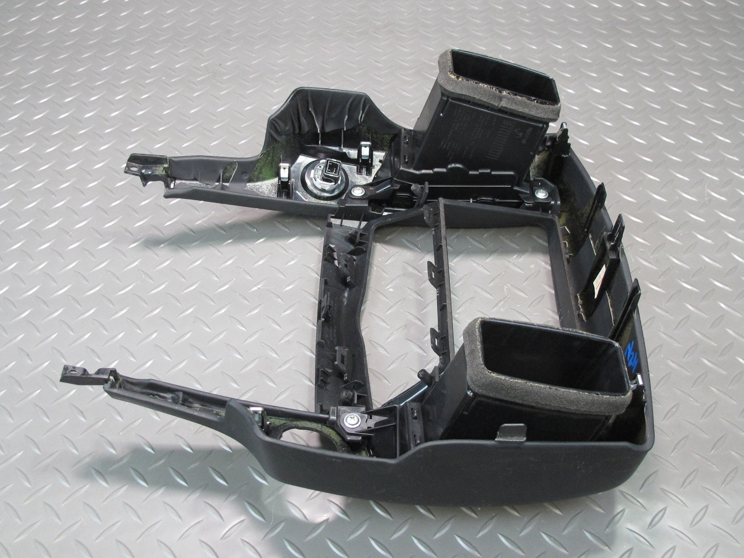 09-20 Nissan Z34 370Z Dash Center Air Vent Radio Screen Trim Bezel w Navi OEM