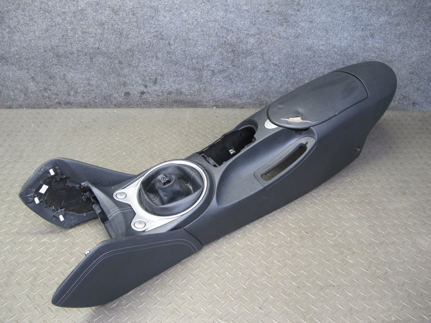 10-17 Nissan 370Z Z34 M/T Coupe Front Center Console Trim Cover Panel Black OEM