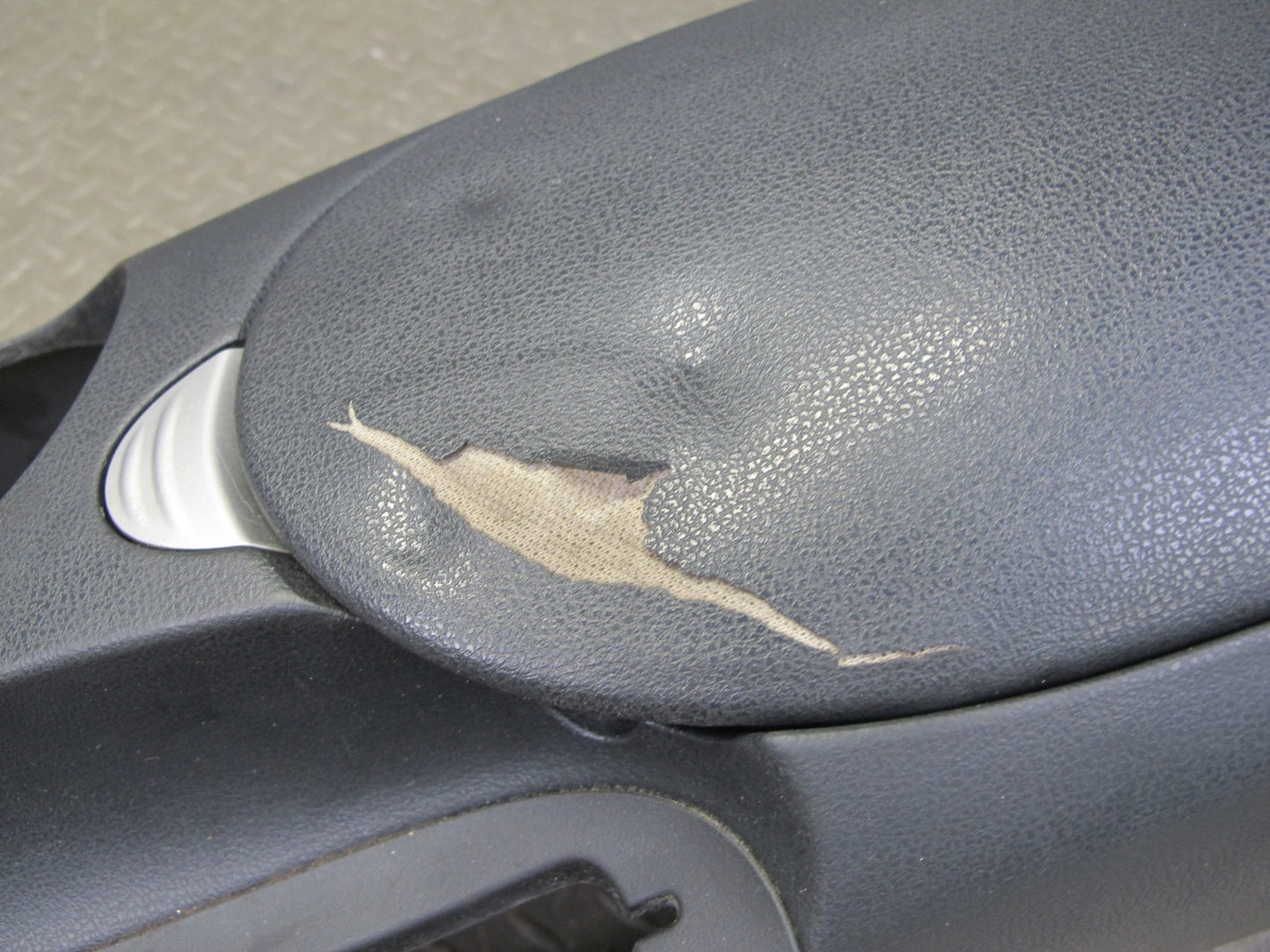 10-17 Nissan 370Z Z34 M/T Coupe Front Center Console Trim Cover Panel Black OEM