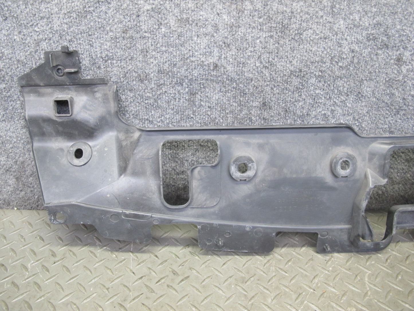 09-20 Nissan Z34 370Z Radiator Upper Sight Shield Cover Panel 62067-1EA0A OEM