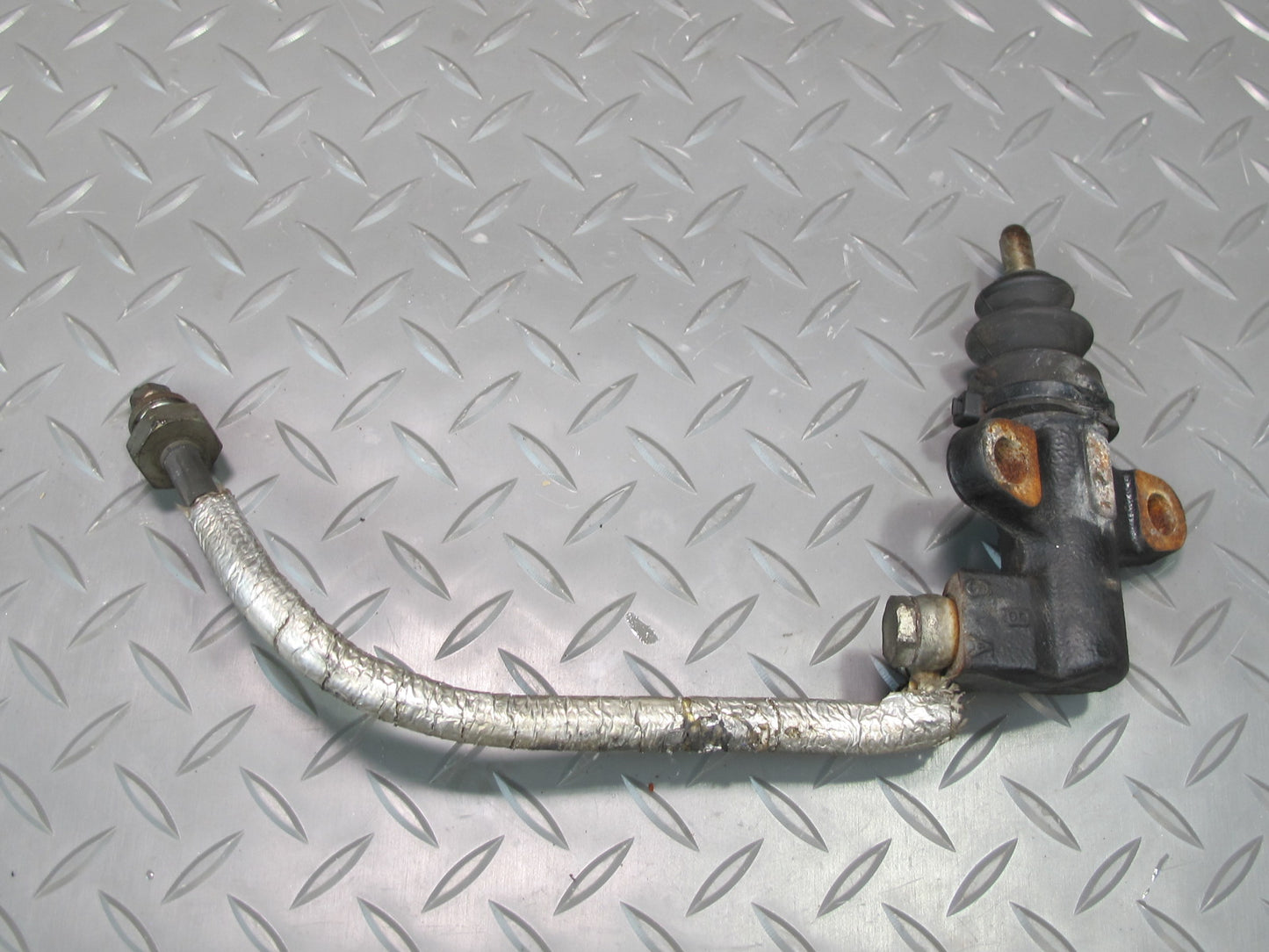 09-20 Nissan Z34 370Z  MT Clutch Slave Cylinder OEM