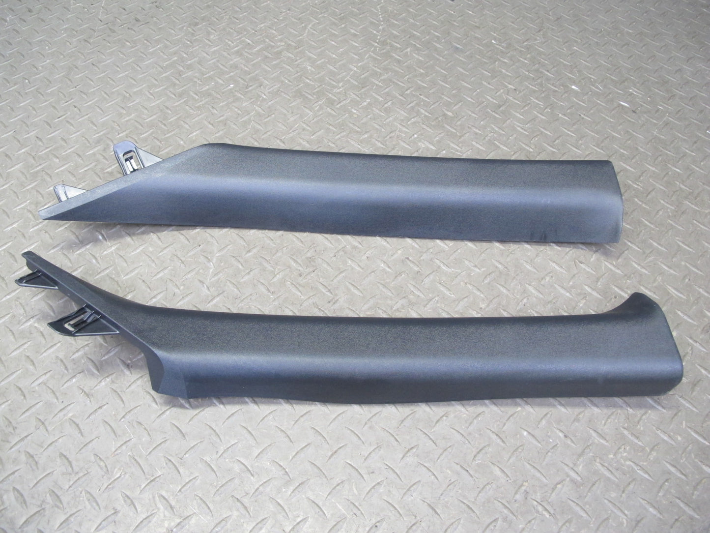 09-17 Nissan Z34 370Z Coupe Set of 2 Front Left & Right A Pillar Trim Black OEM