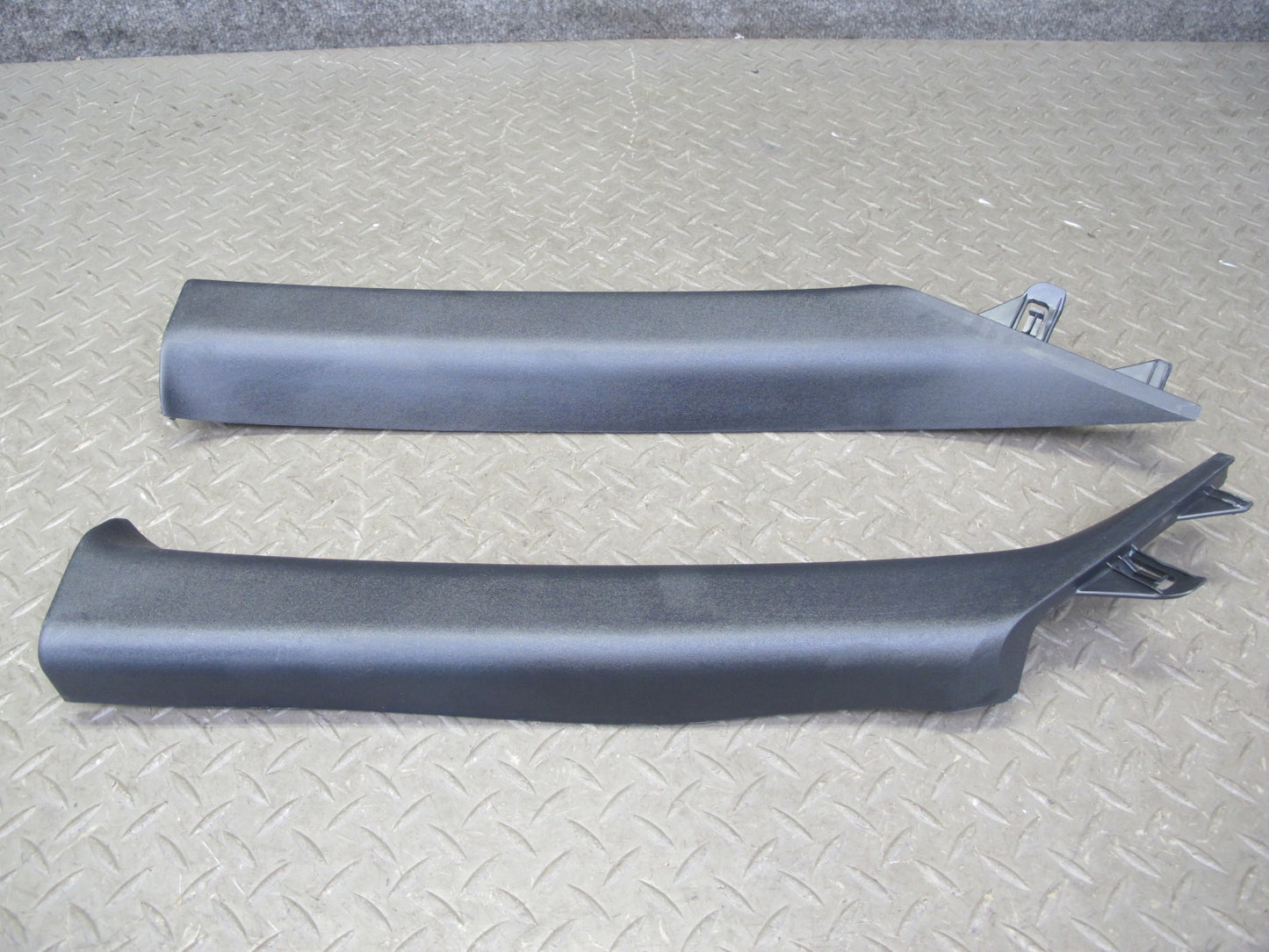 09-17 Nissan Z34 370Z Coupe Set of 2 Front Left & Right A Pillar Trim Black OEM
