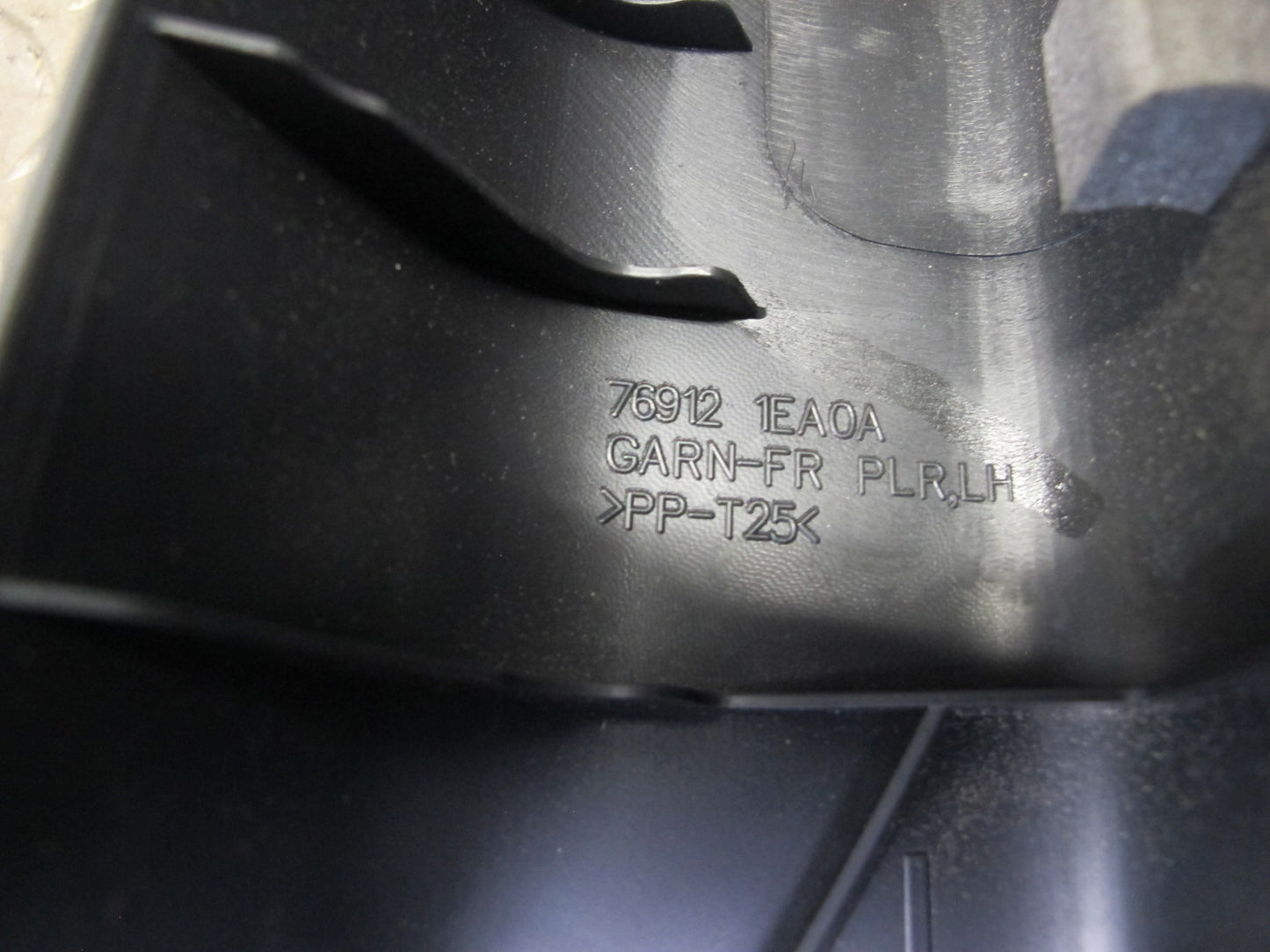 09-17 Nissan Z34 370Z Coupe Set of 2 Front Left & Right A Pillar Trim Black OEM