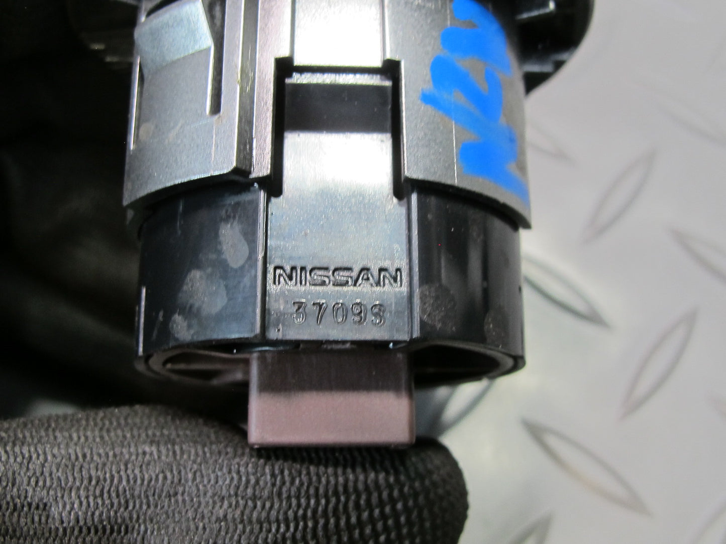 09-15 Nissan Z34 370Z Ignition Start Stop Switch Button OEM