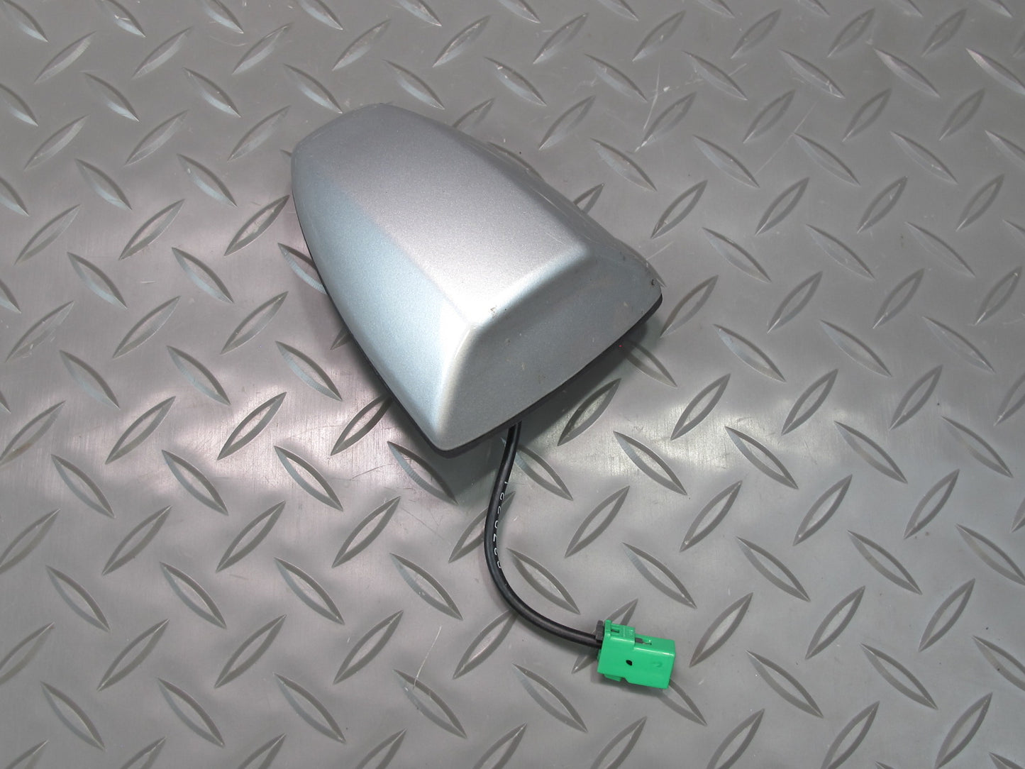 09-20 Nissan Z34 370Z Coupe Radio Roof Antenna Silver OEM