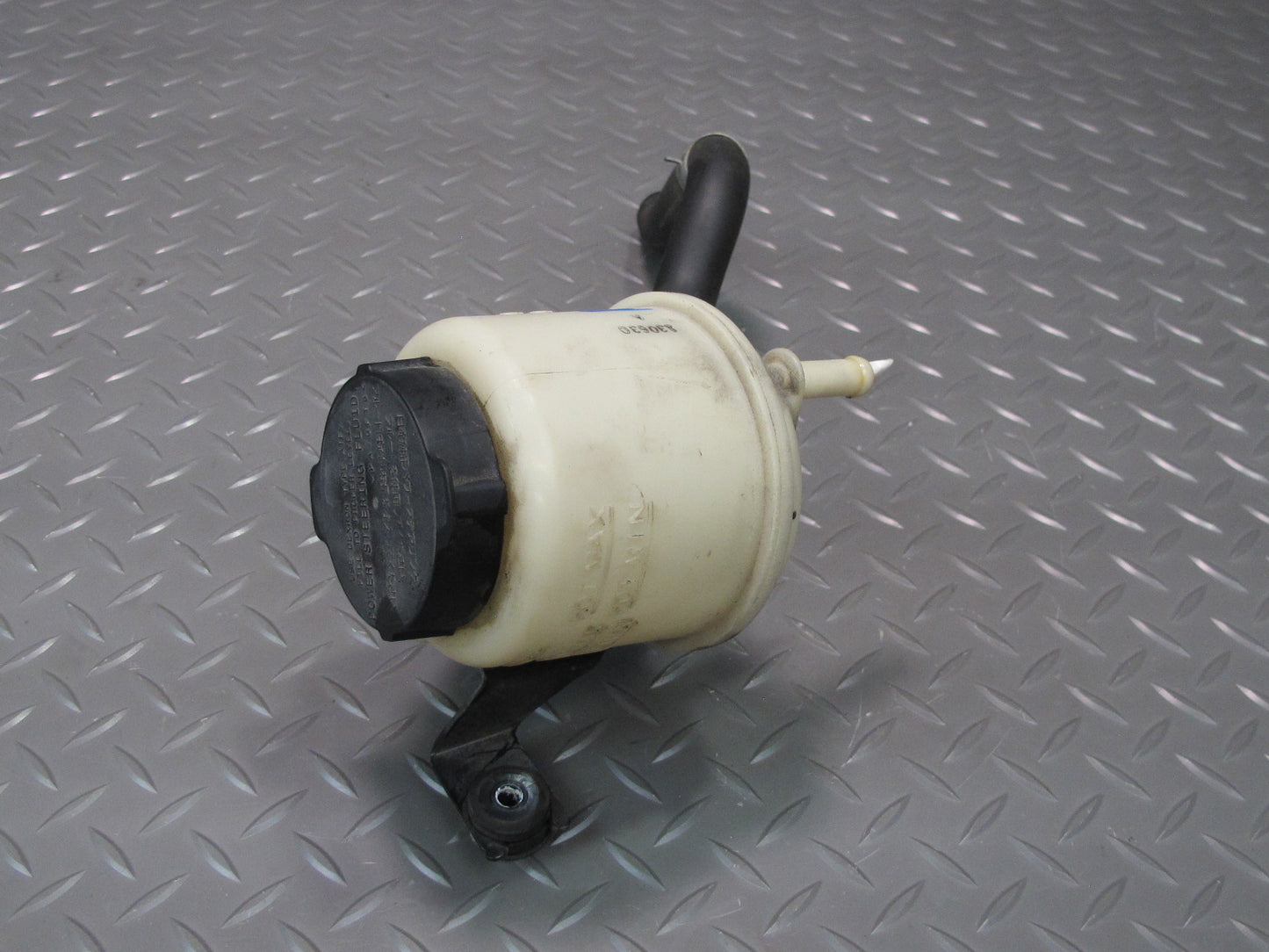 13-15 Nissan Z34 370Z Coupe Power Steering Fluid Reservoir Tank w Hose OEM