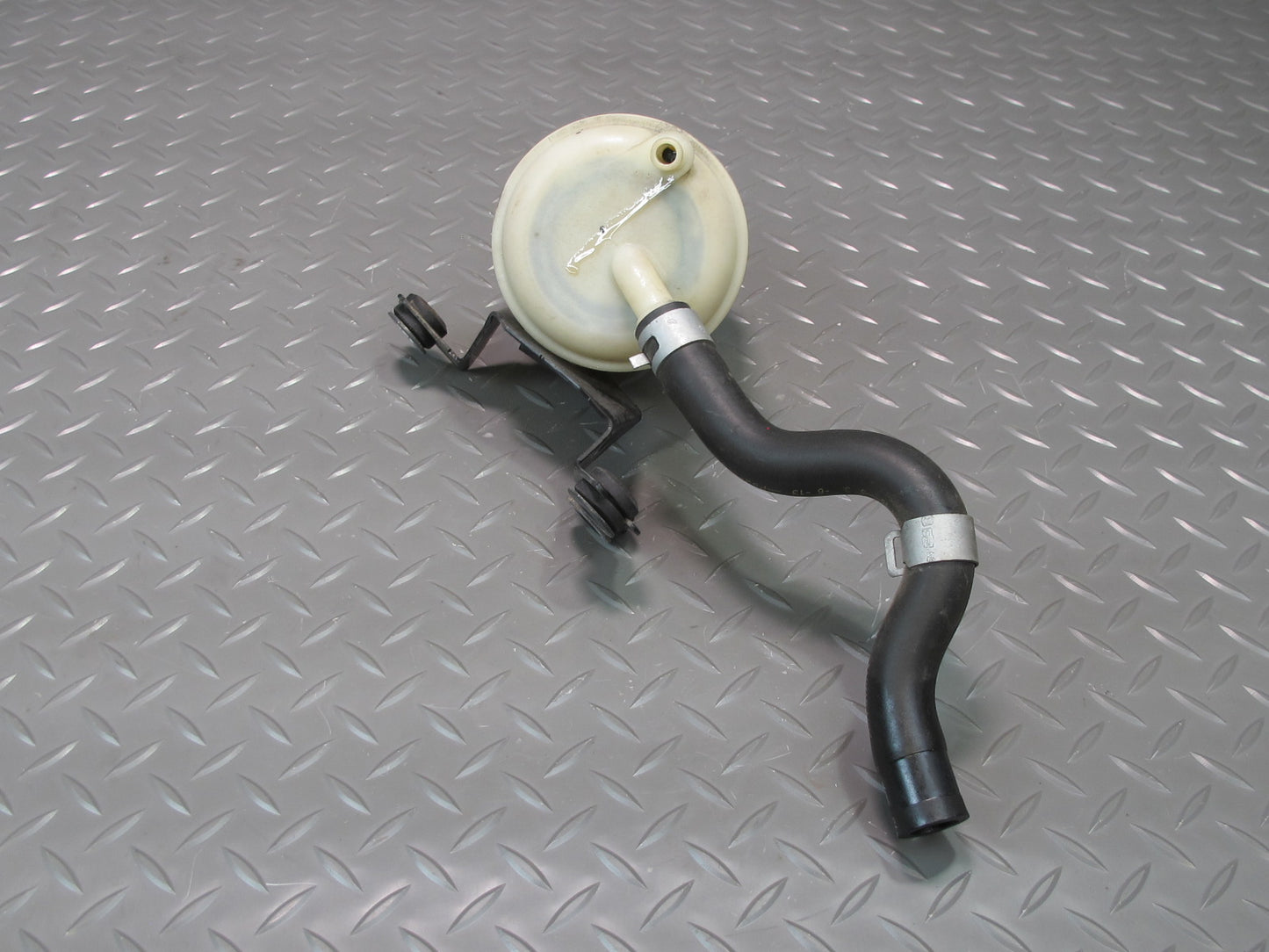 13-15 Nissan Z34 370Z Coupe Power Steering Fluid Reservoir Tank w Hose OEM