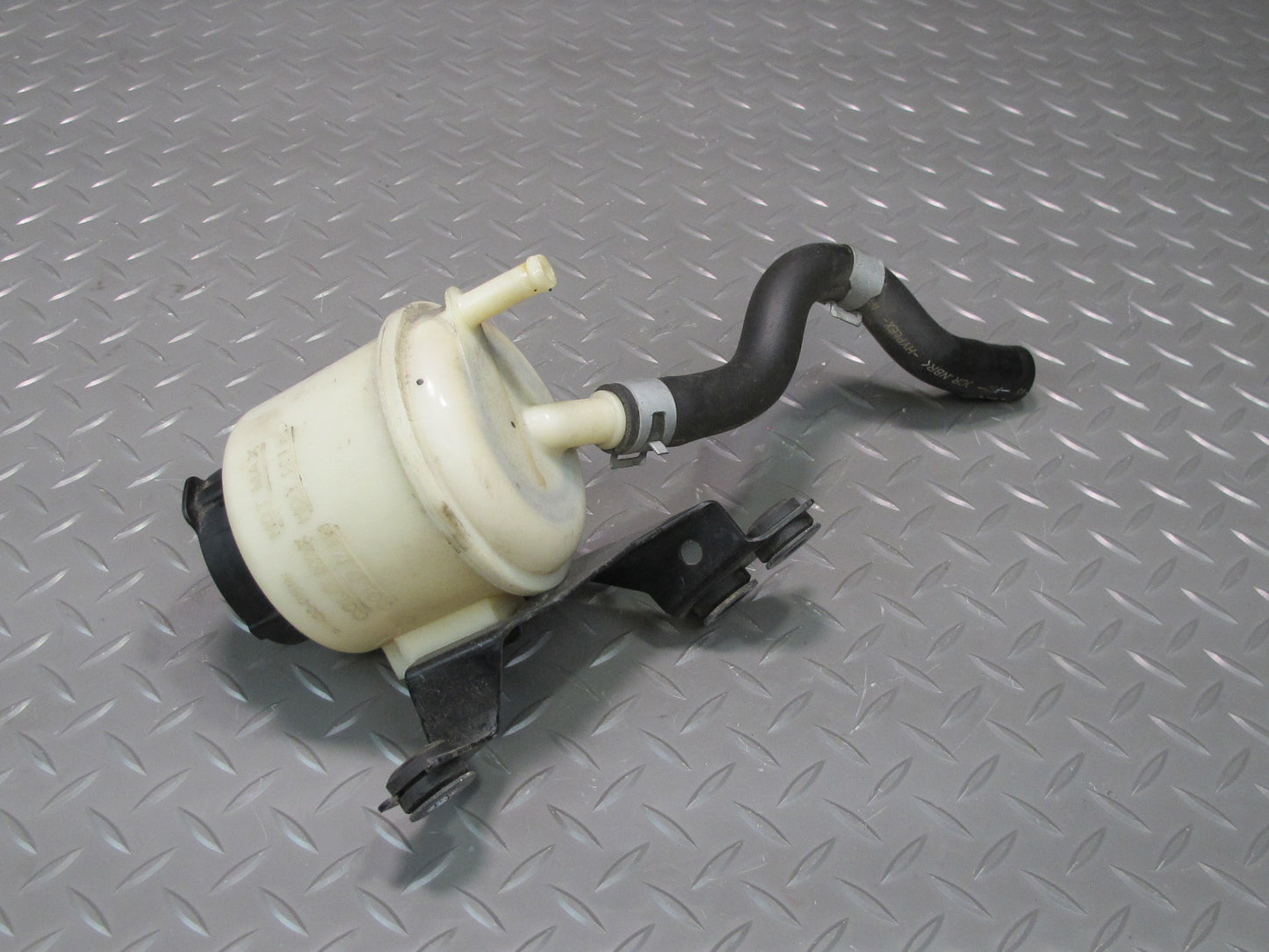 13-15 Nissan Z34 370Z Coupe Power Steering Fluid Reservoir Tank w Hose OEM