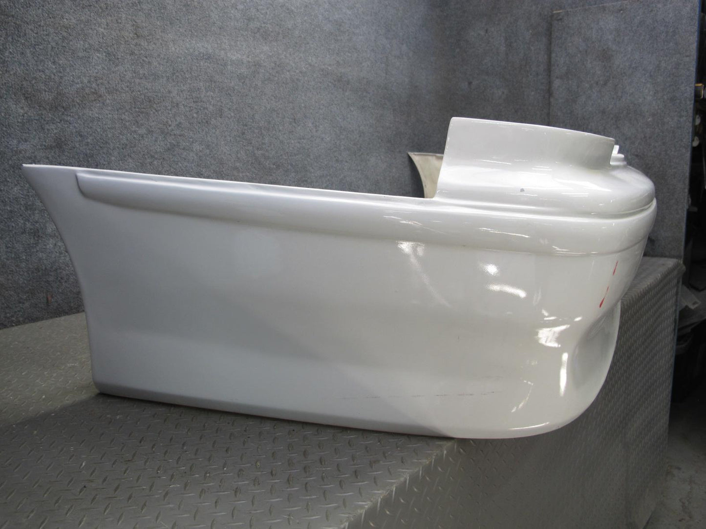 96-00 Toyota MARK2 JZX100 Tourer Rear Bumper Cover White Pearl Atermarket