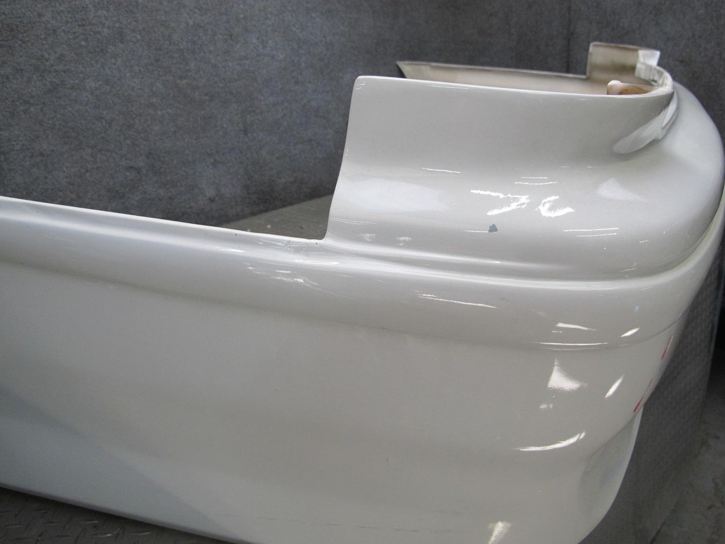 96-00 Toyota MARK2 JZX100 Tourer Rear Bumper Cover White Pearl Atermarket