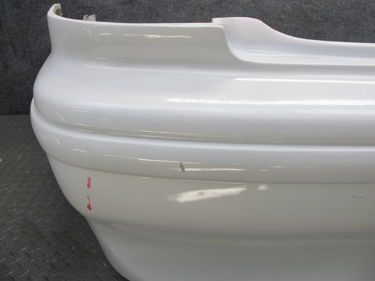 96-00 Toyota MARK2 JZX100 Tourer Rear Bumper Cover White Pearl Atermarket