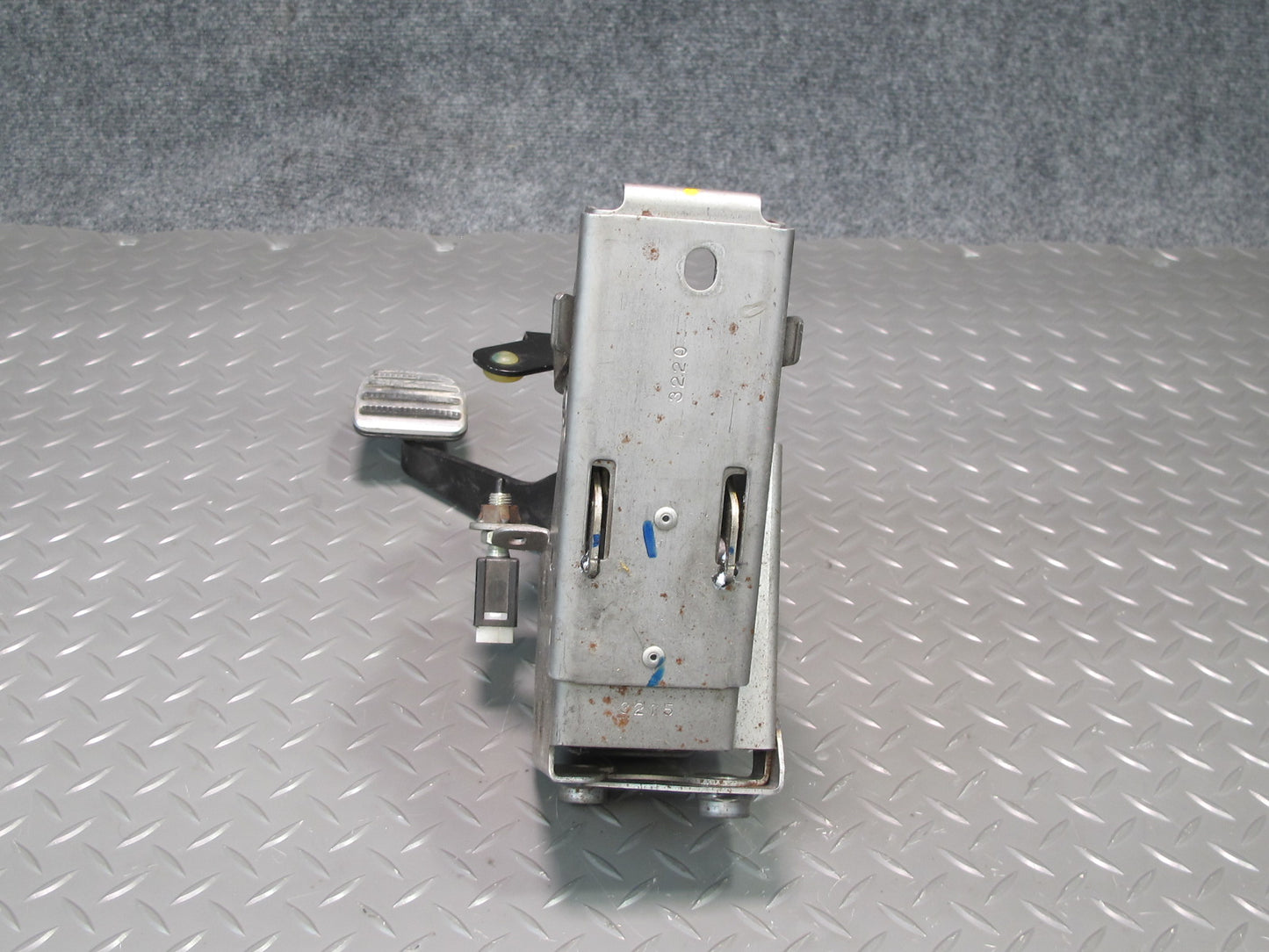 10-14 Nissan Z34 370Z Touring M/T Manual Transmission Clutch Pedal OEM