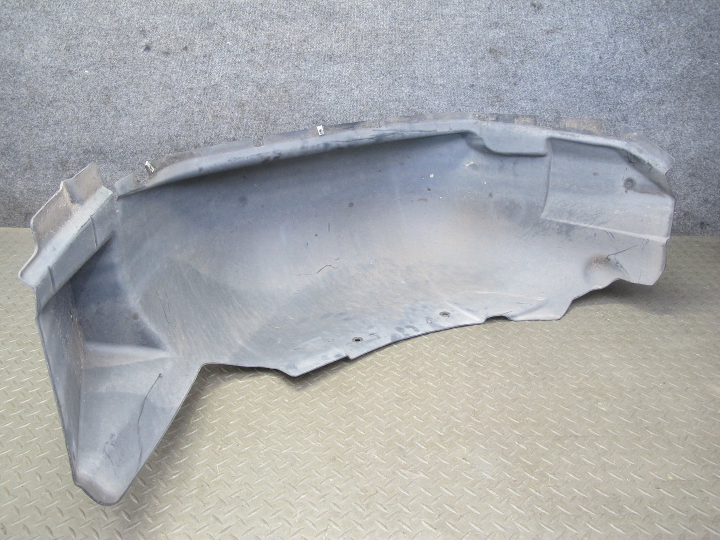 2003-2009 Hummer H2 Rear Right Wheel Fender Liner Splash Guard Shield 15111880