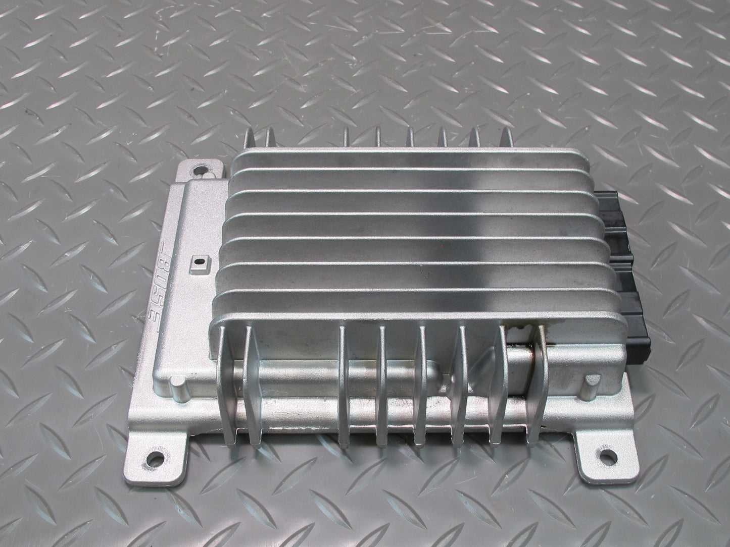 11-15 Nissan Z34 370Z Touring Coupe Bose Audio AMP Amplifier 28061-1ET0C OEM