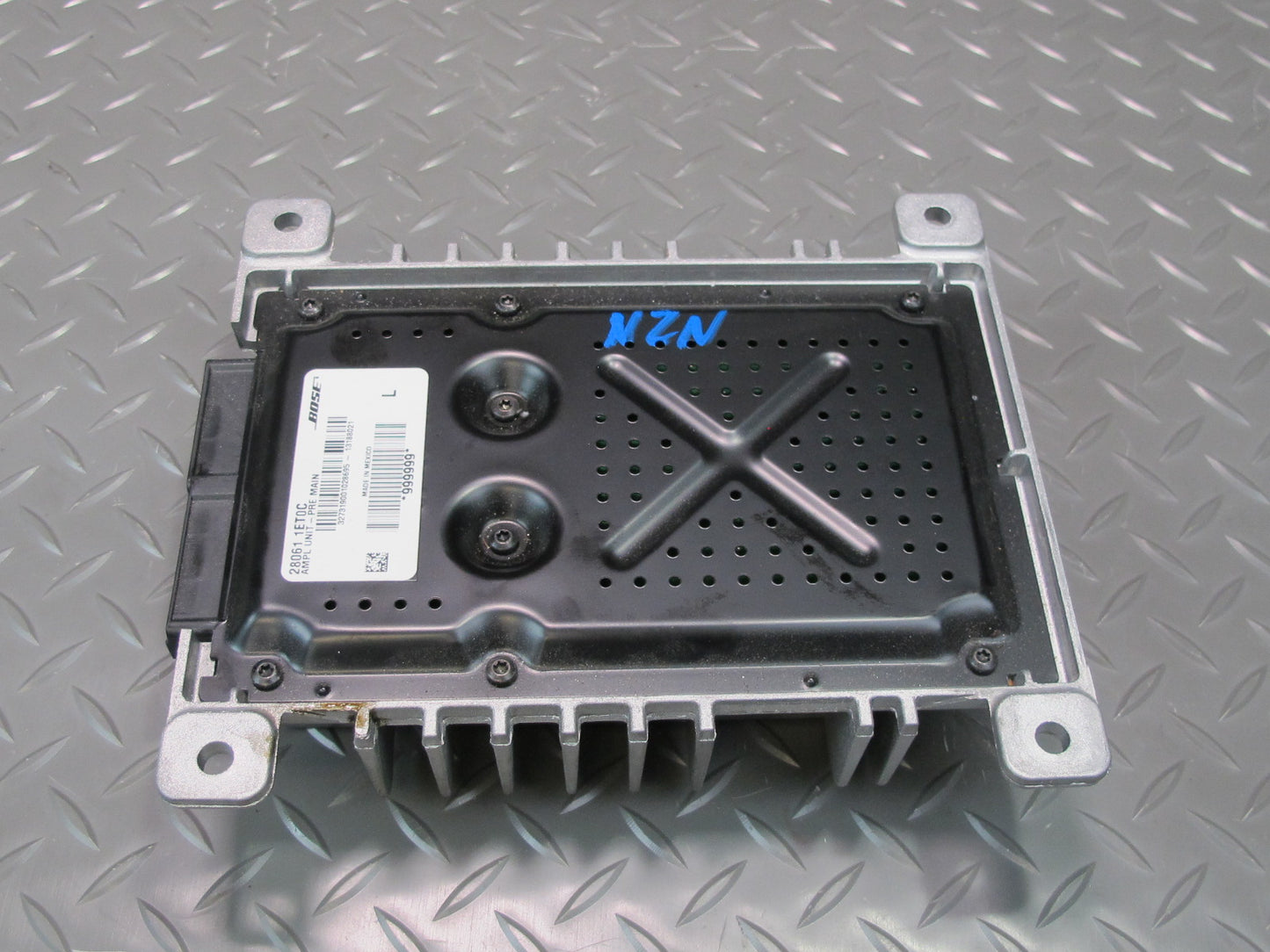 11-15 Nissan Z34 370Z Touring Coupe Bose Audio AMP Amplifier 28061-1ET0C OEM