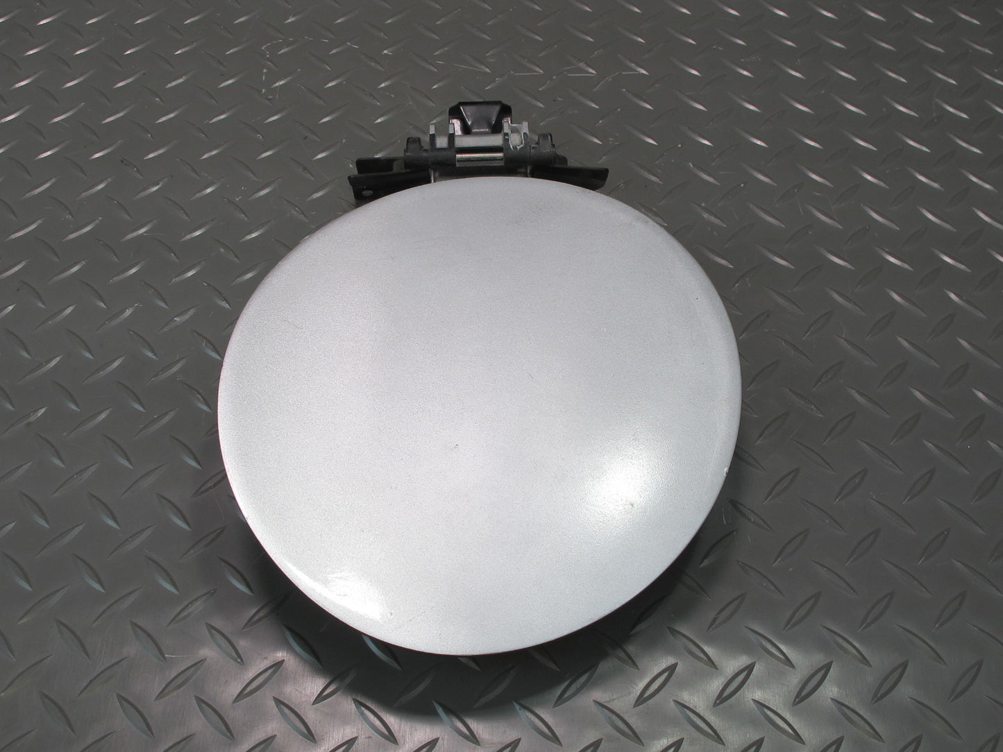 09-20 Nissan Z34 370Z Gas Fuel Door Lid Cover Silver 78830-1EA0A OEM