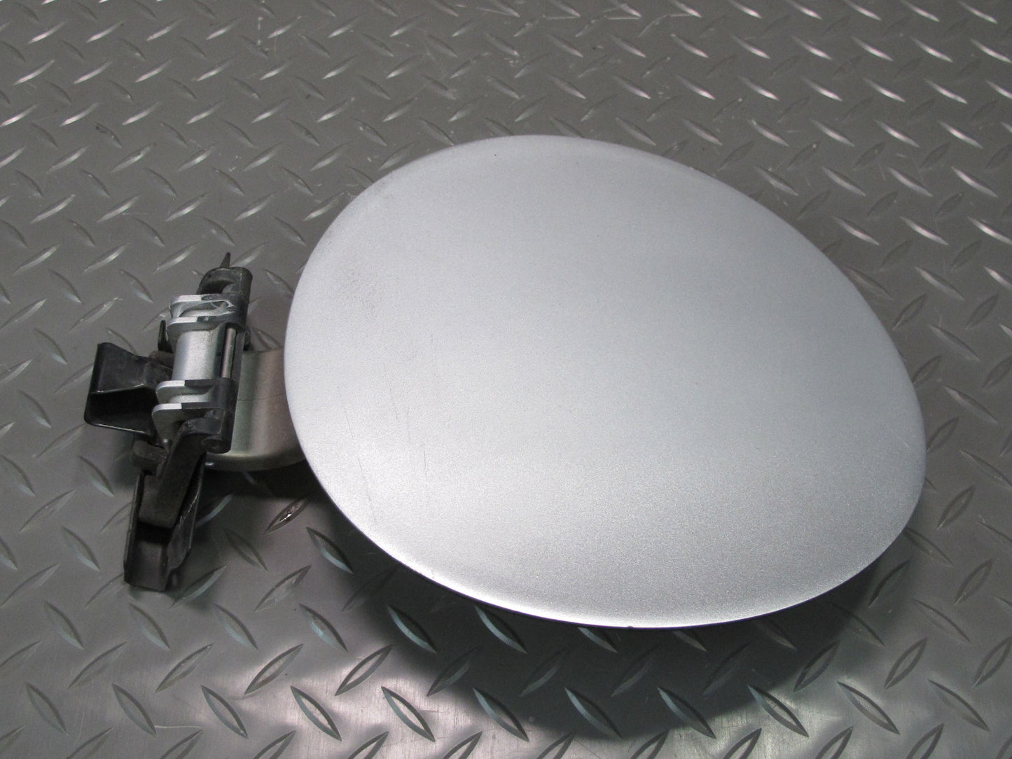 09-20 Nissan Z34 370Z Gas Fuel Door Lid Cover Silver 78830-1EA0A OEM