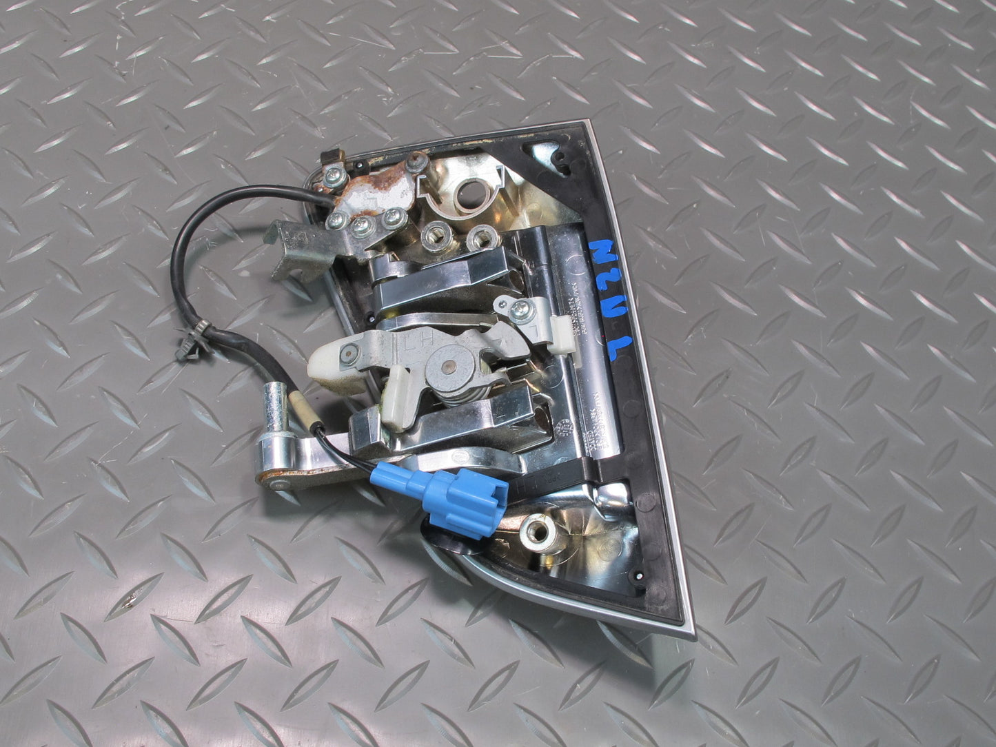 09-17 Nissan Z34 370Z Front Left Driver Door Exterior Handle OEM