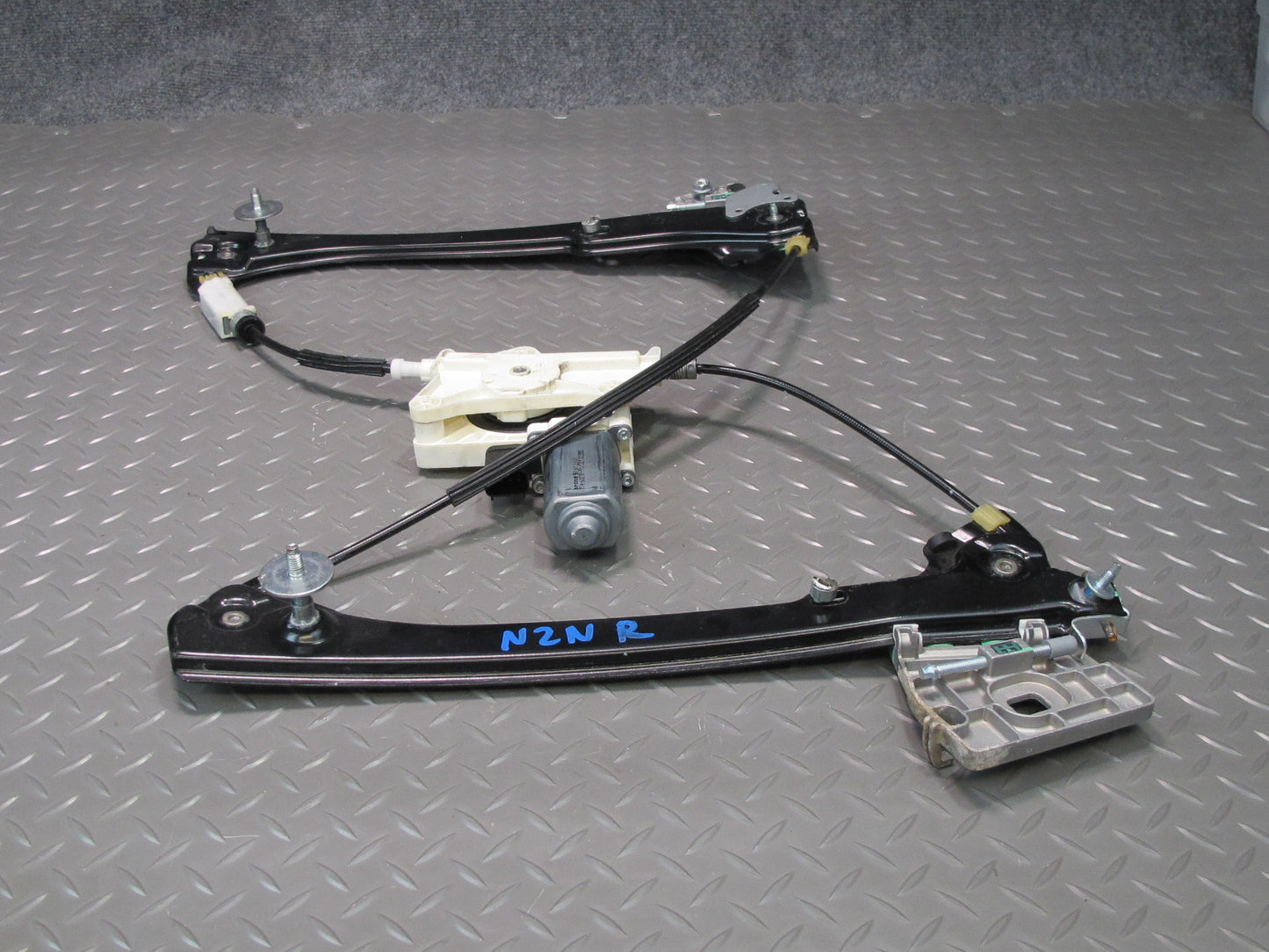 09-20 Nissan 370Z Z34 Front Right Passenger Door Window Regulator w Motor OEM