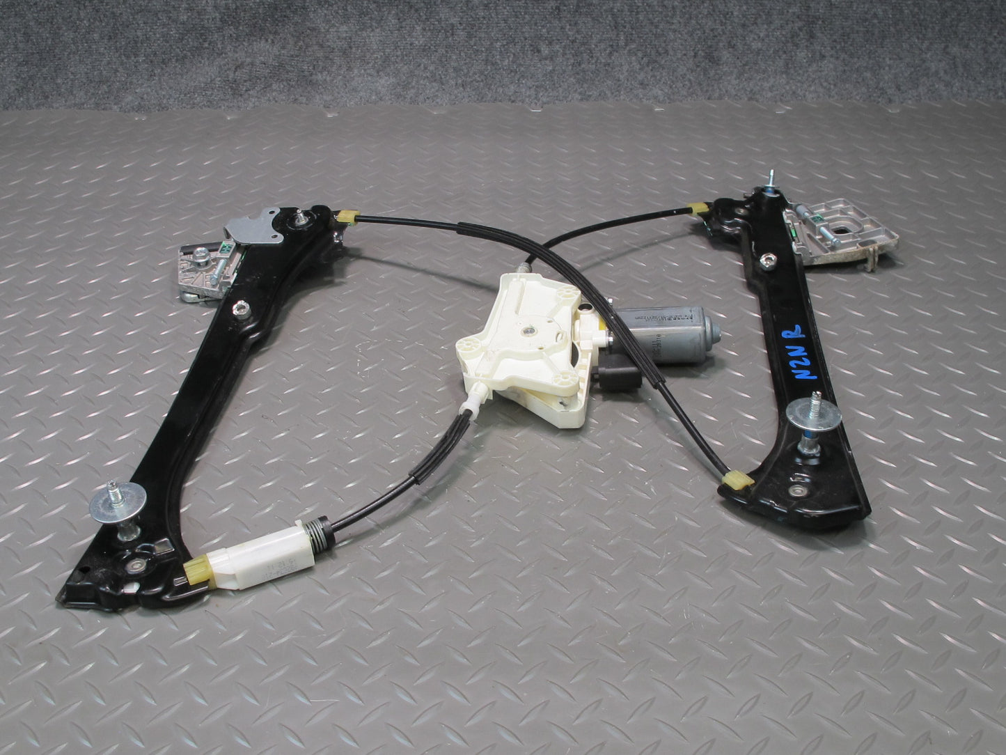09-20 Nissan 370Z Z34 Front Right Passenger Door Window Regulator w Motor OEM