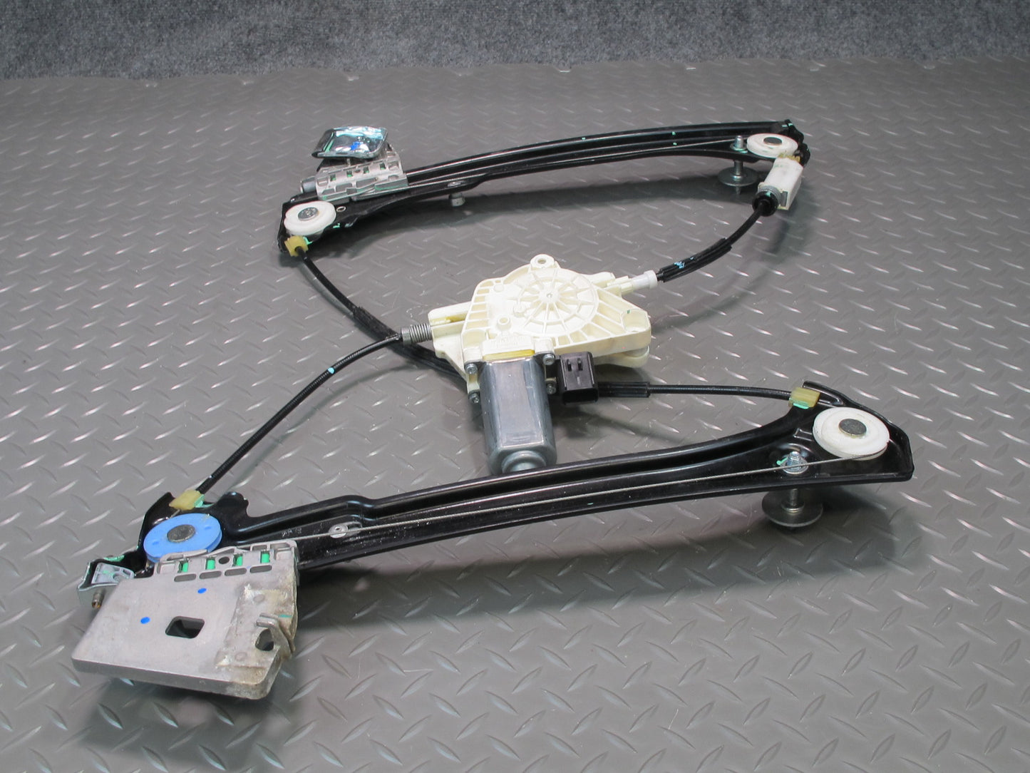 09-20 Nissan 370Z Z34 Front Right Passenger Door Window Regulator w Motor OEM