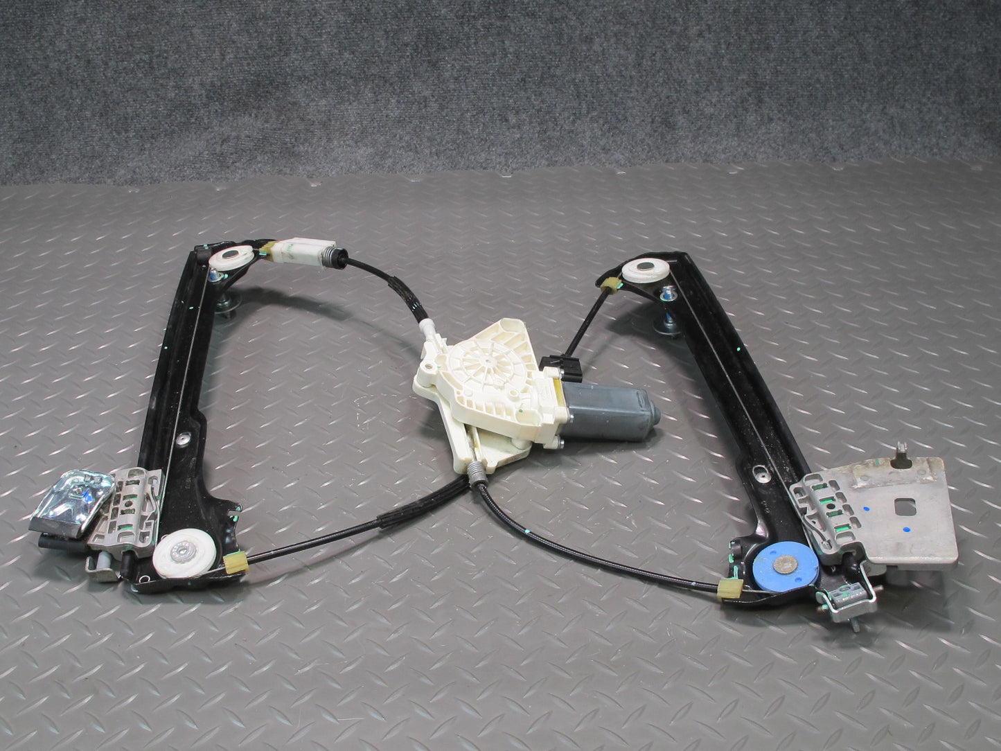 09-20 Nissan 370Z Z34 Front Right Passenger Door Window Regulator w Motor OEM