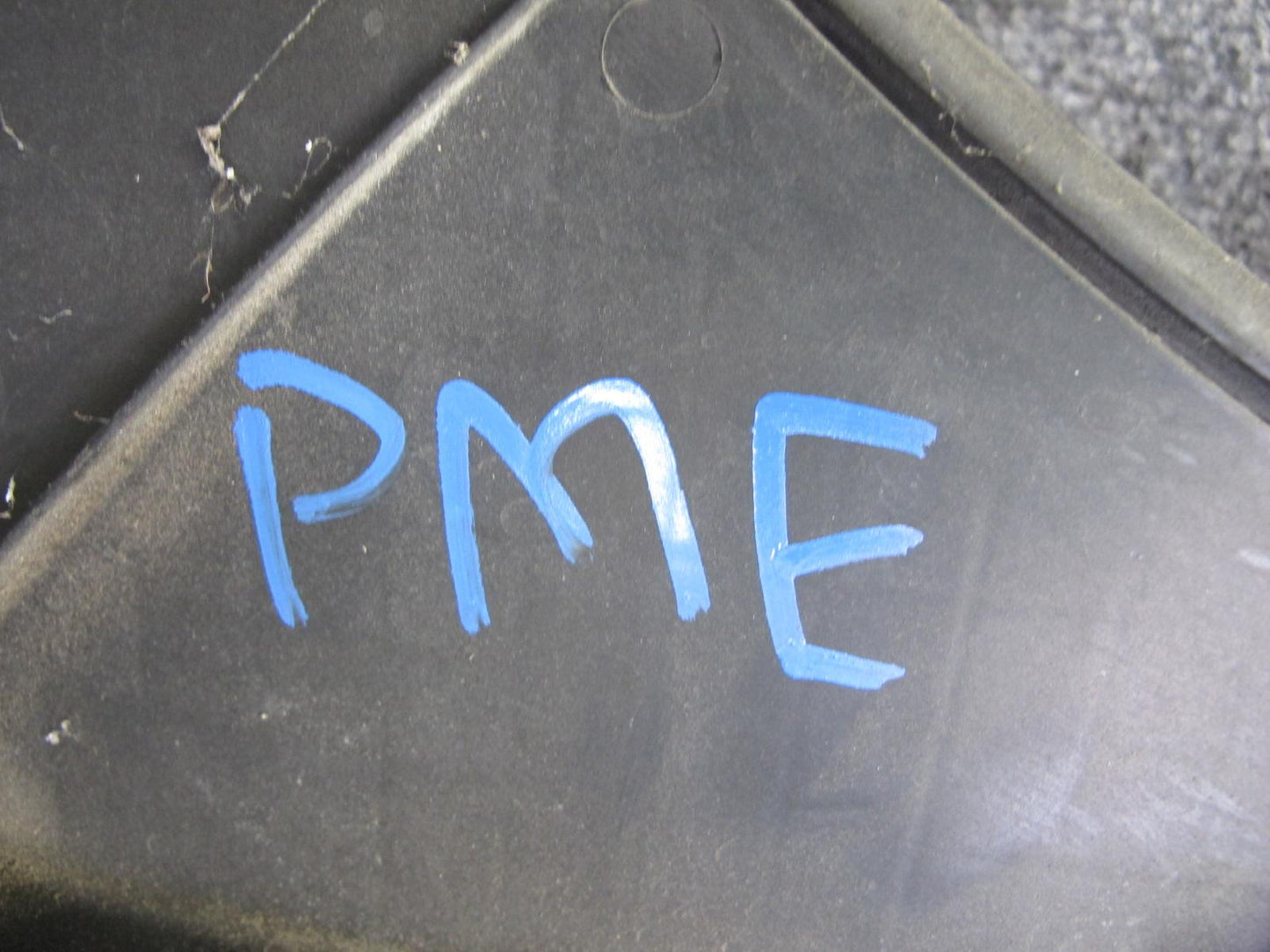 90-95 Mercedes W124 300D Engine Radiator Cooling Fan Shroud 1245000255 OEM