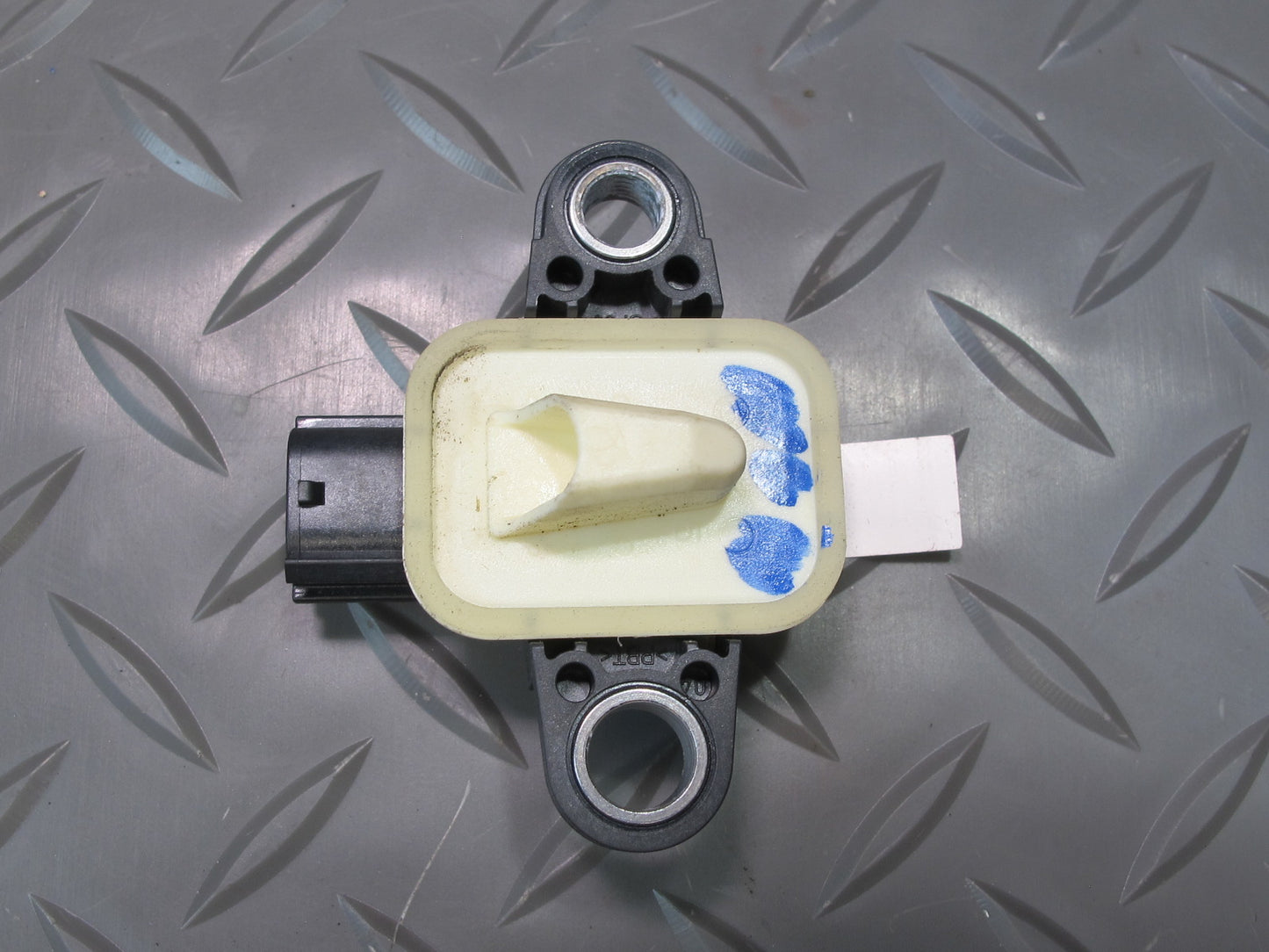 09-20 NISSAN 370Z Z34 SAFETY CRASH IMPACT SRS AIRBAG SENSOR OEM