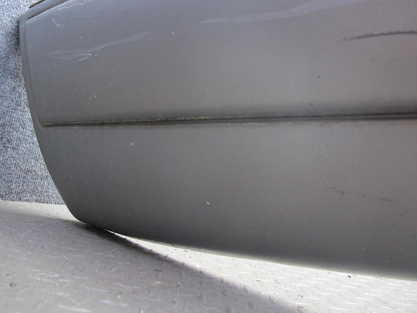 94-95 Mercedes W124 300D Sedan Rear Bumper Cover Silver OEM