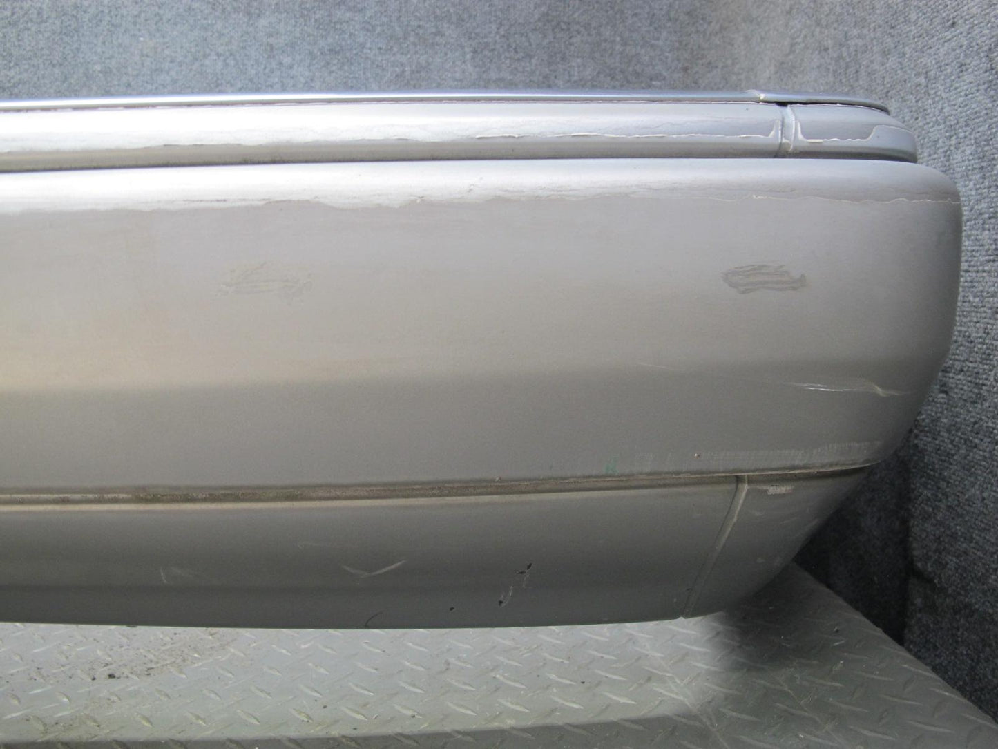 94-95 Mercedes W124 300D Sedan Rear Bumper Cover Silver OEM