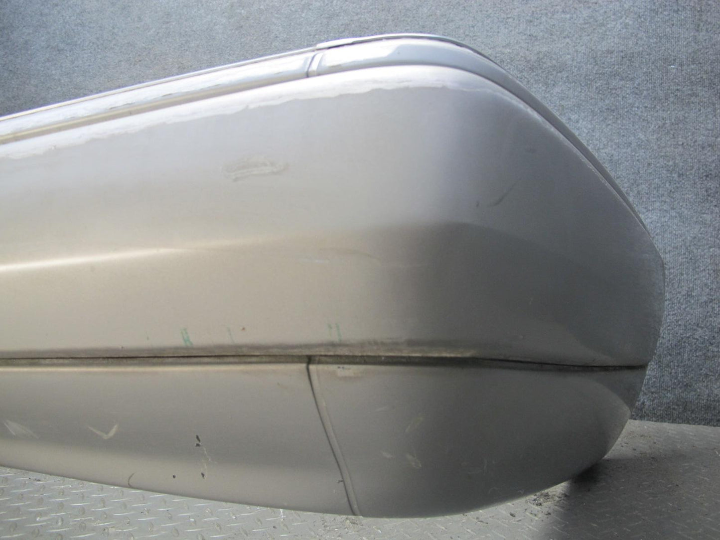 94-95 Mercedes W124 300D Sedan Rear Bumper Cover Silver OEM
