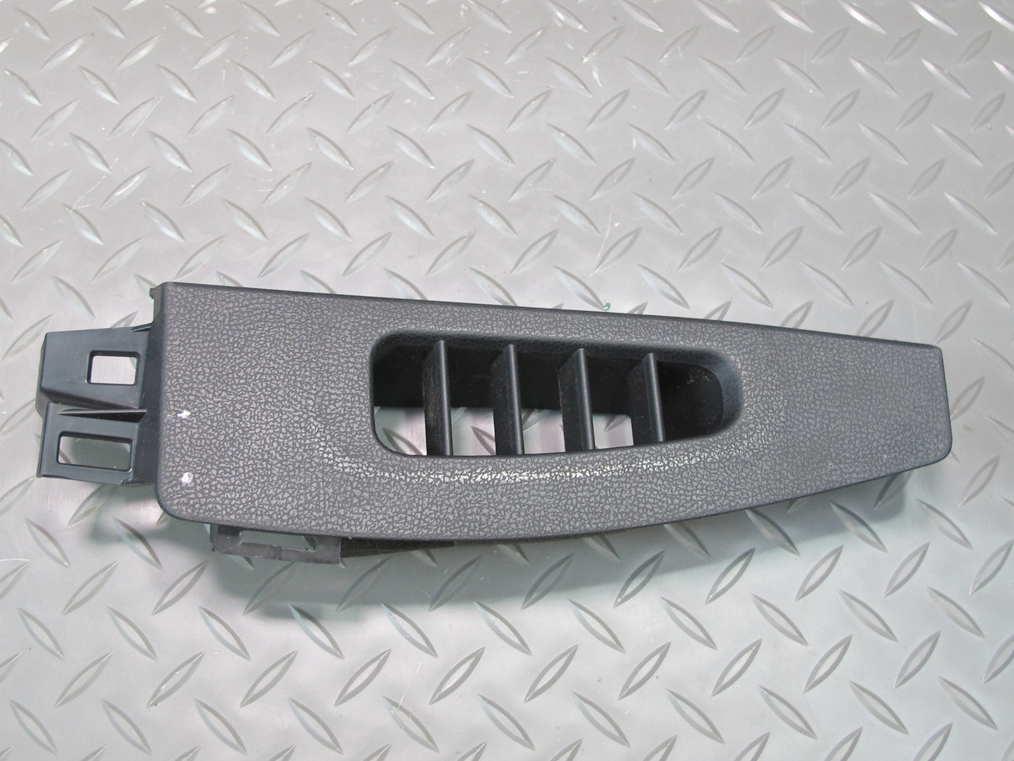 09-20 Nissan Z34 370Z Left & Right Dash Finisher Air Vent Trim Set Black OEM